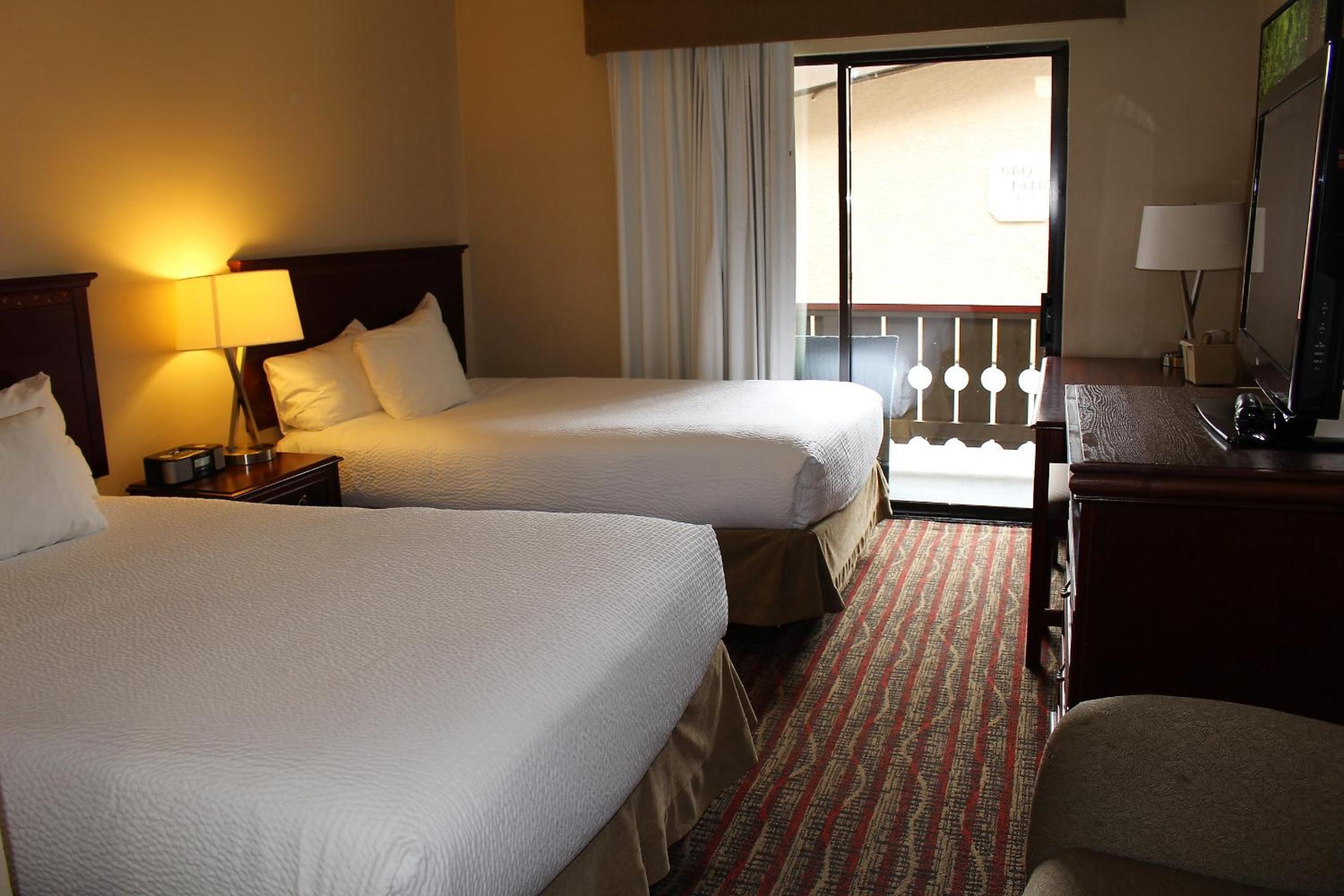Double Room with Two Double Beds - Non-Smoking - Photo 2