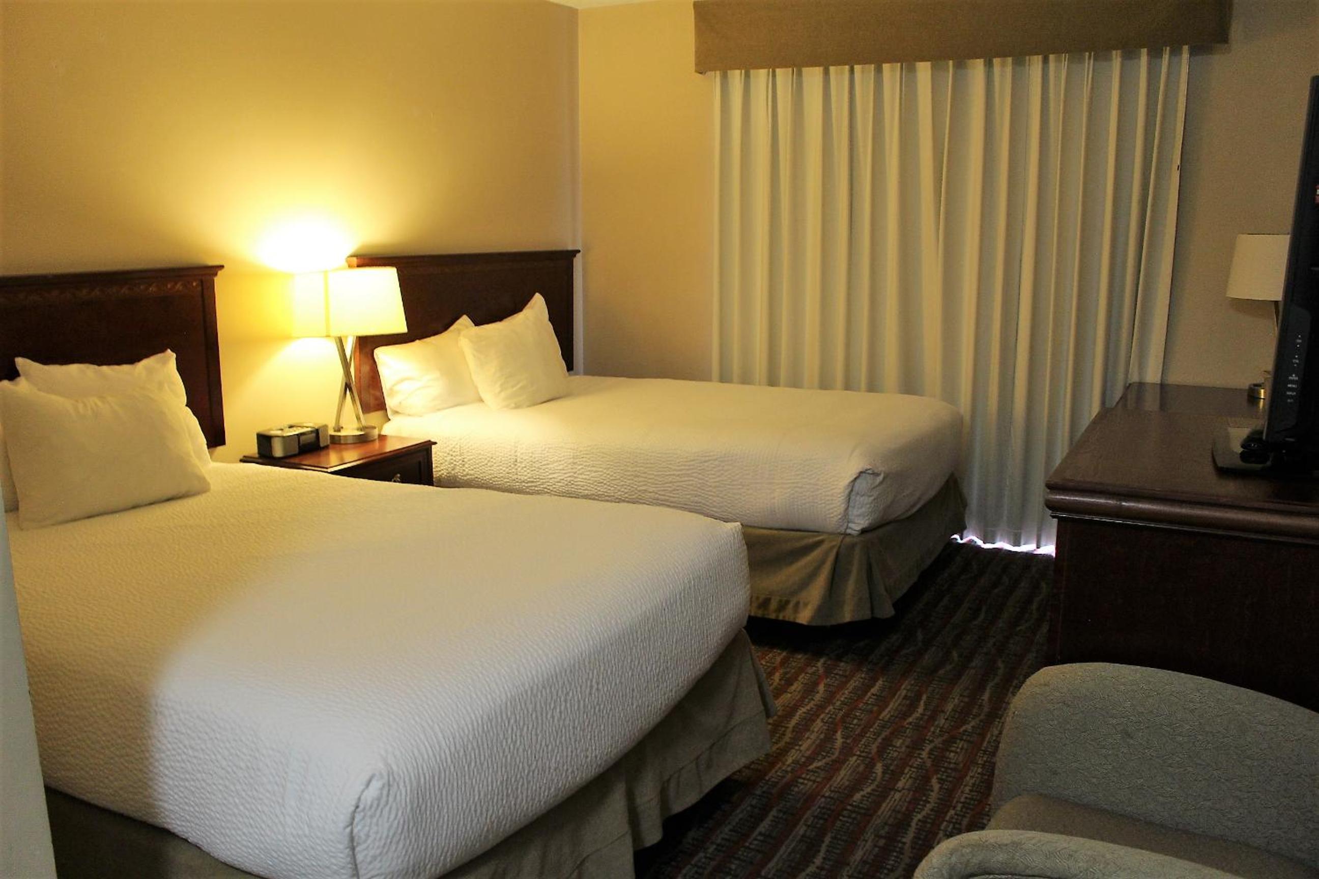 Double Room with Two Double Beds - Non-Smoking - Photo 7