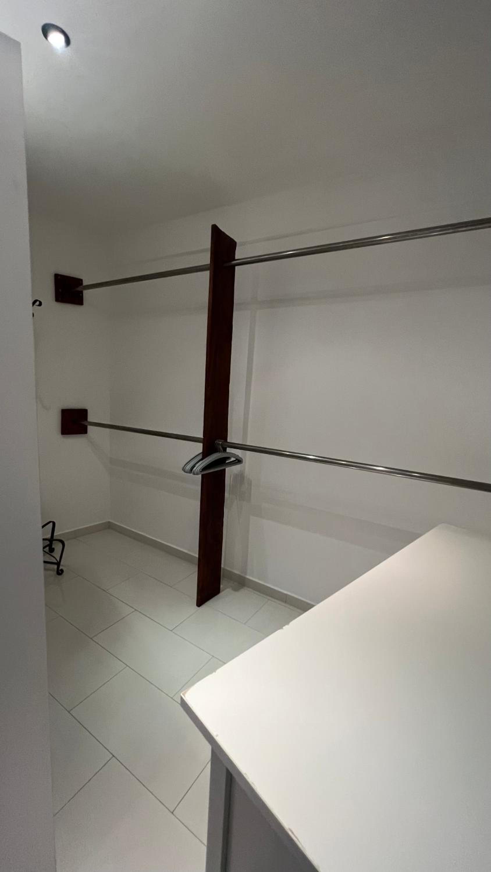 Apartment - Photo 3