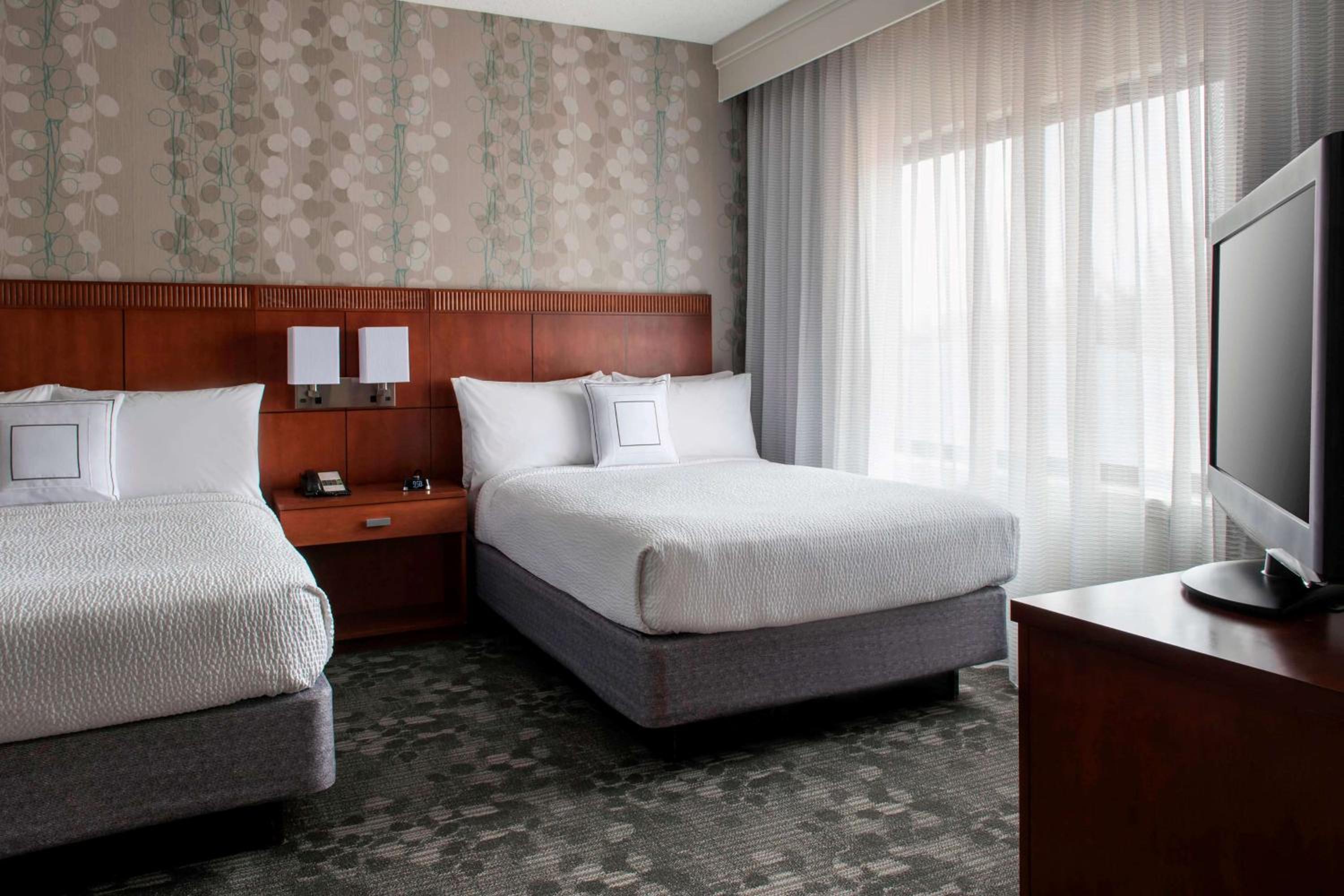One-Bedroom Suite - Two Doubles - Photo 1