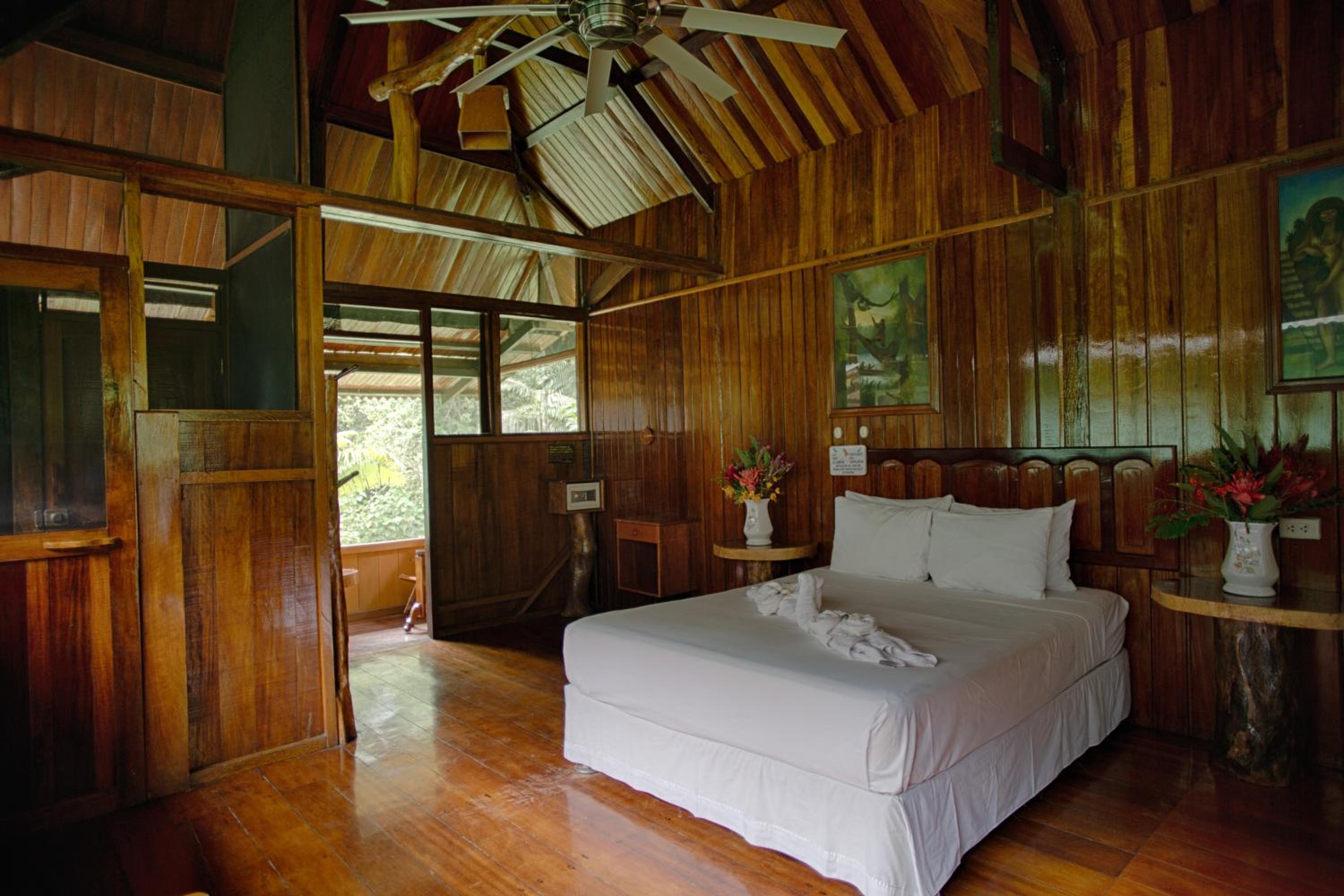 Standard Bungalow photo 1