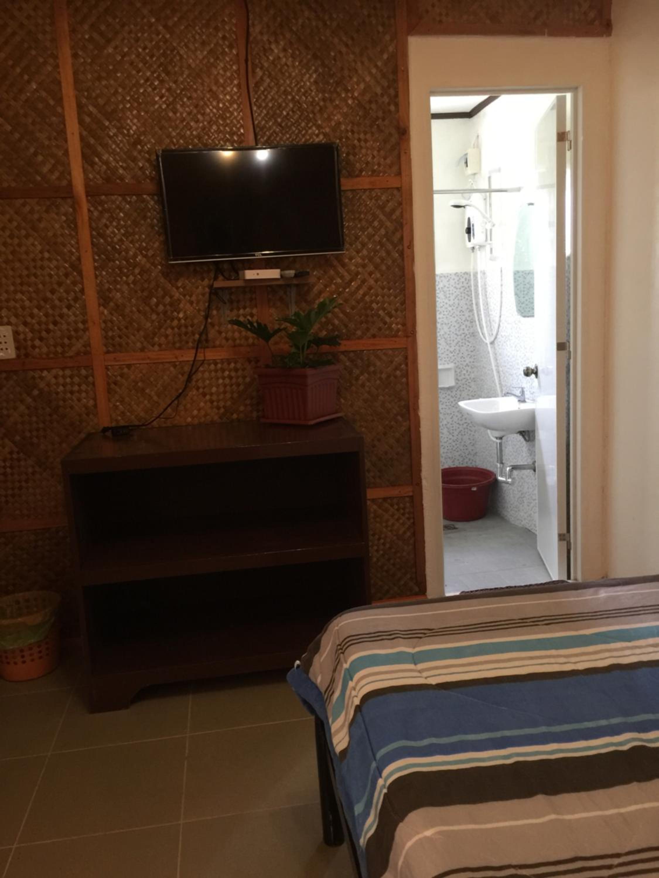 Double Room - Photo 7