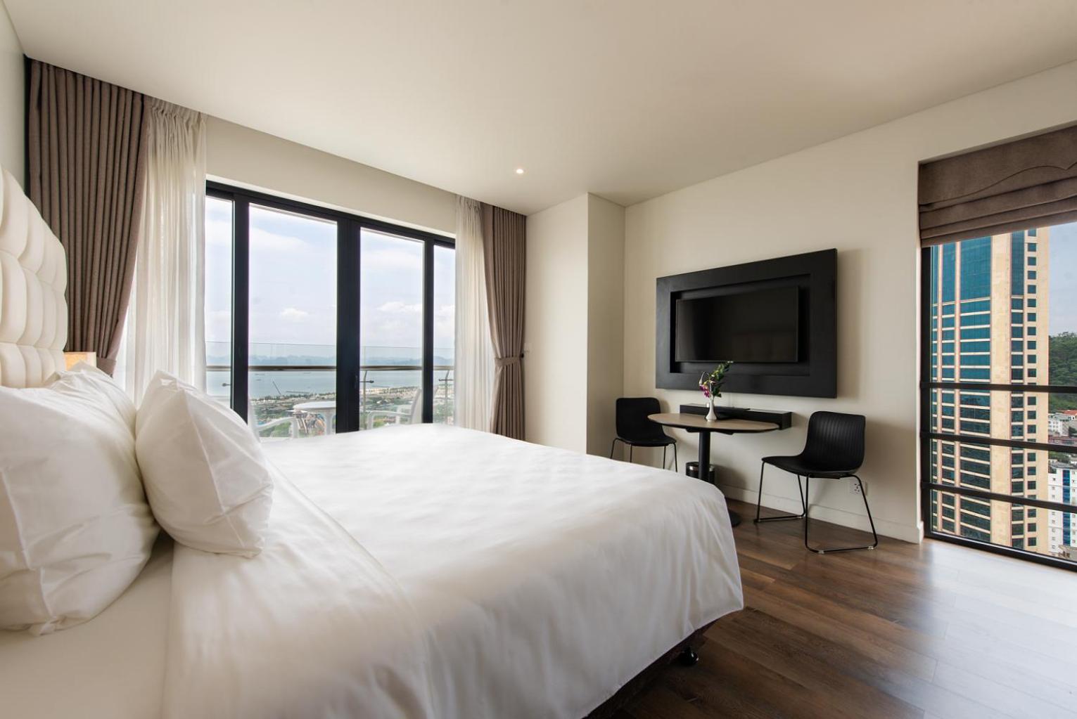 Premier Room - Non-Smoking - Photo 5