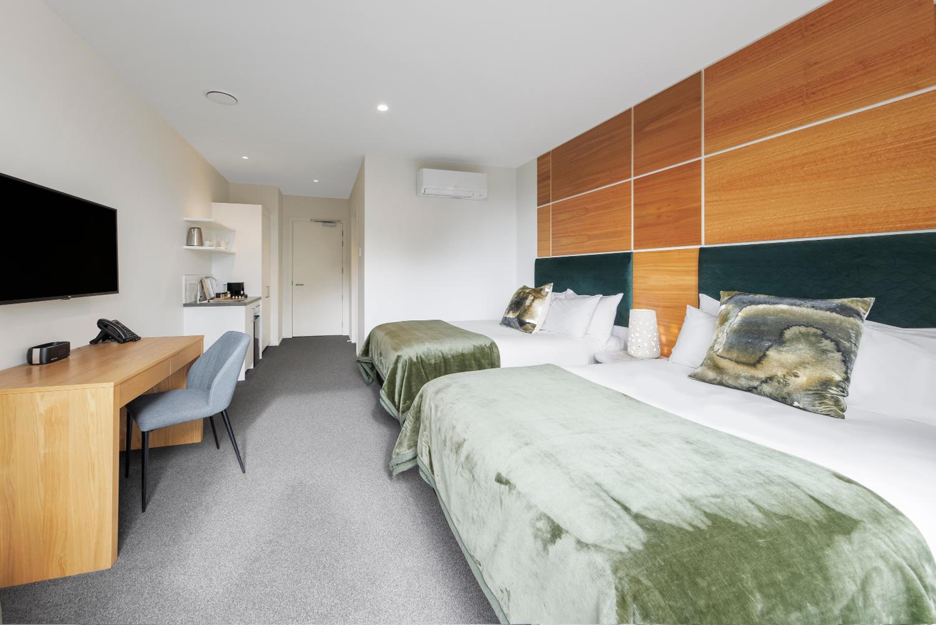 Superior Twin Room - Photo 4