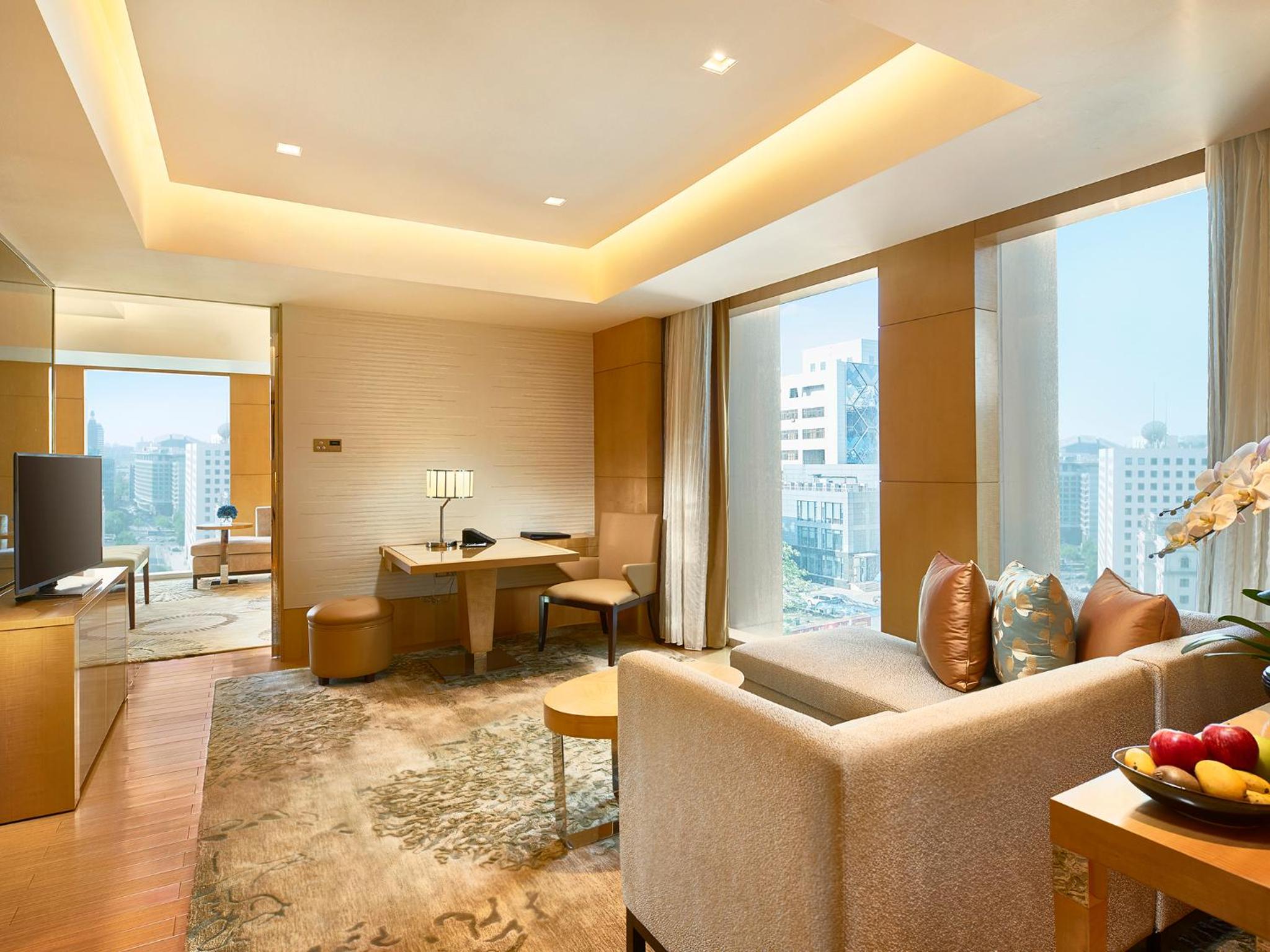 Premier Suite