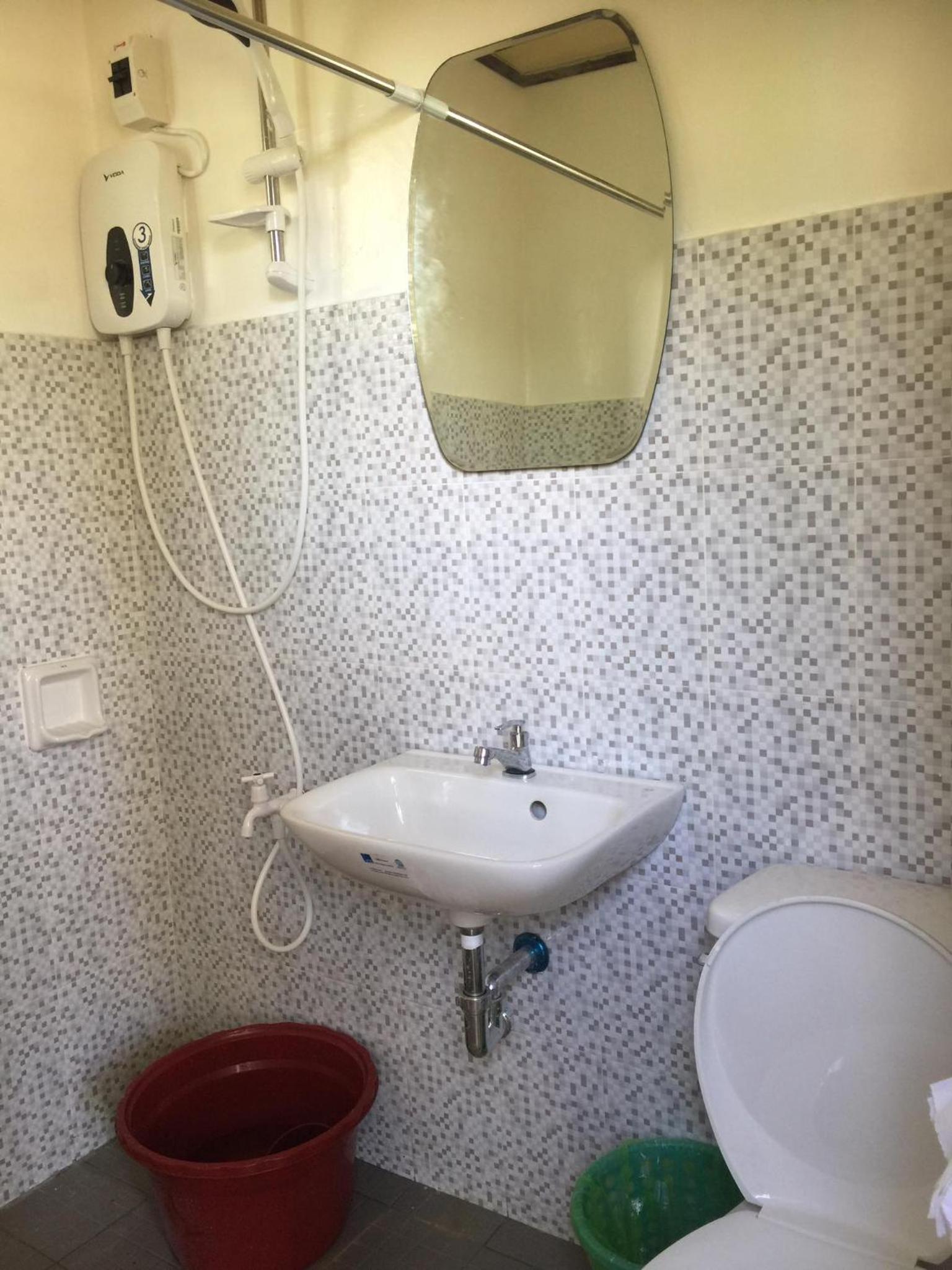 Triple Room with Private External Bathroom - Photo 3