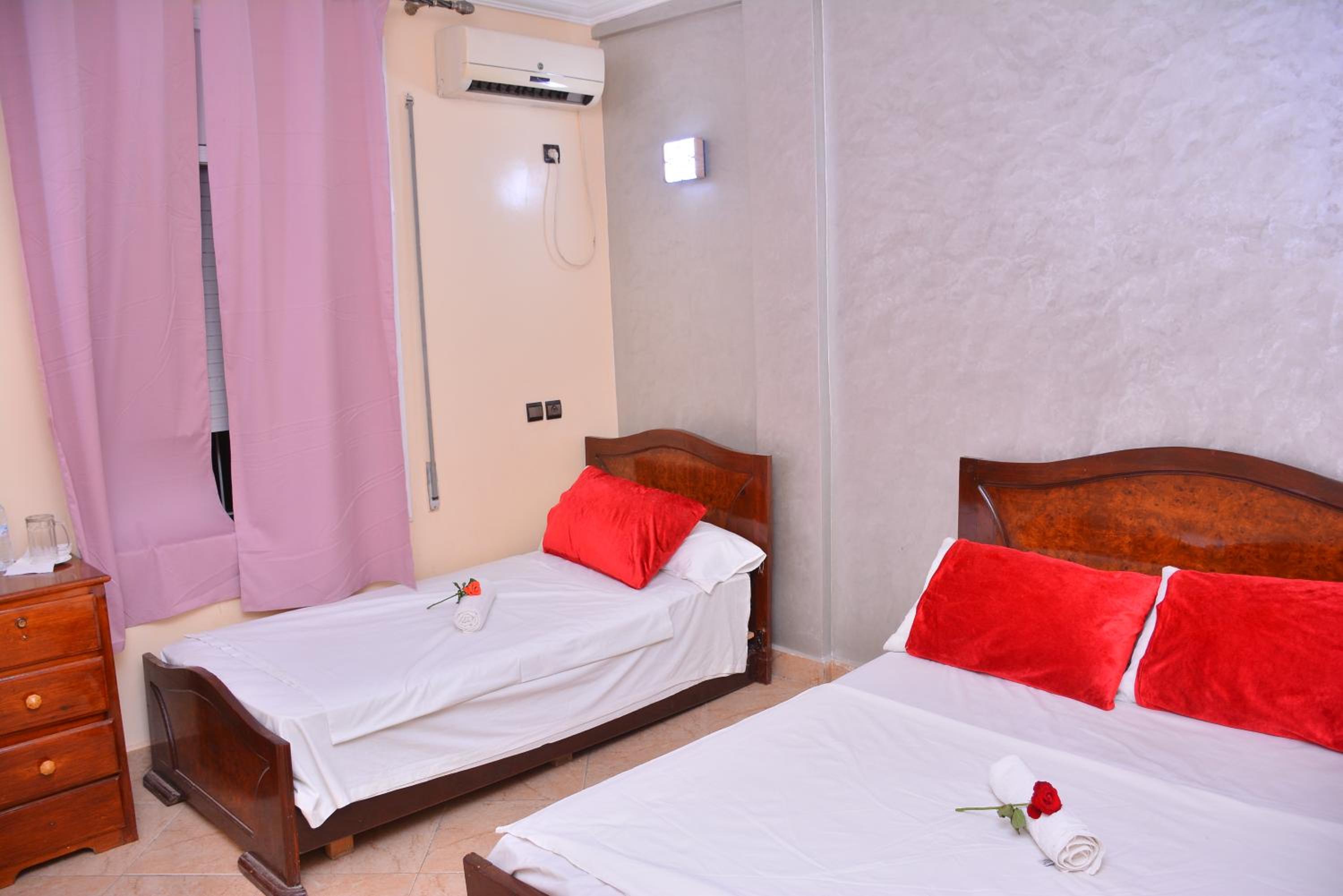 Deluxe Room - Photo 4
