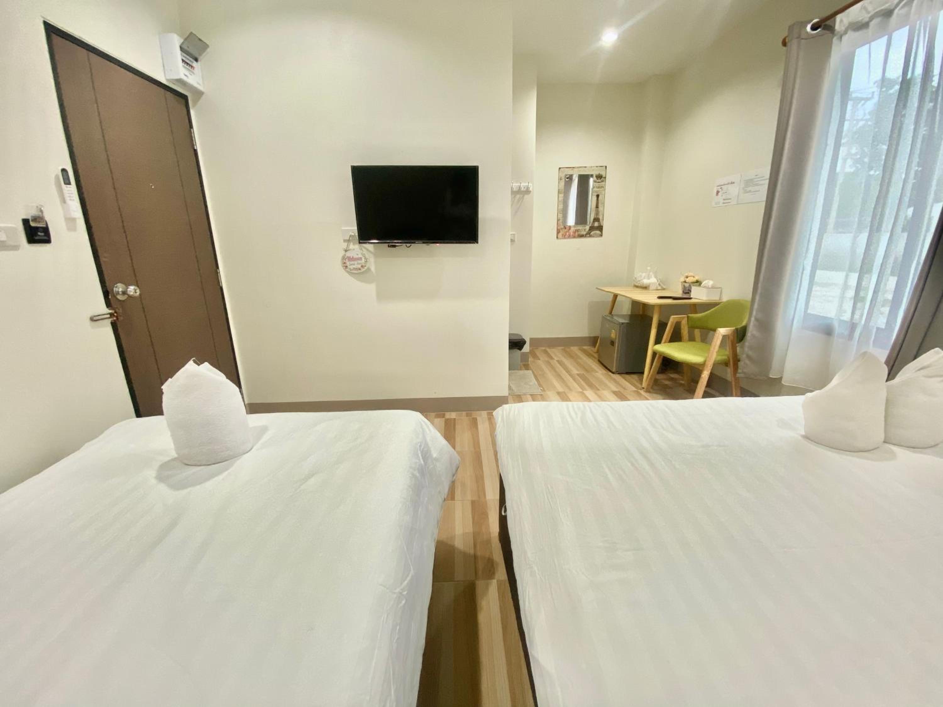 Standard Triple Room - Photo 2