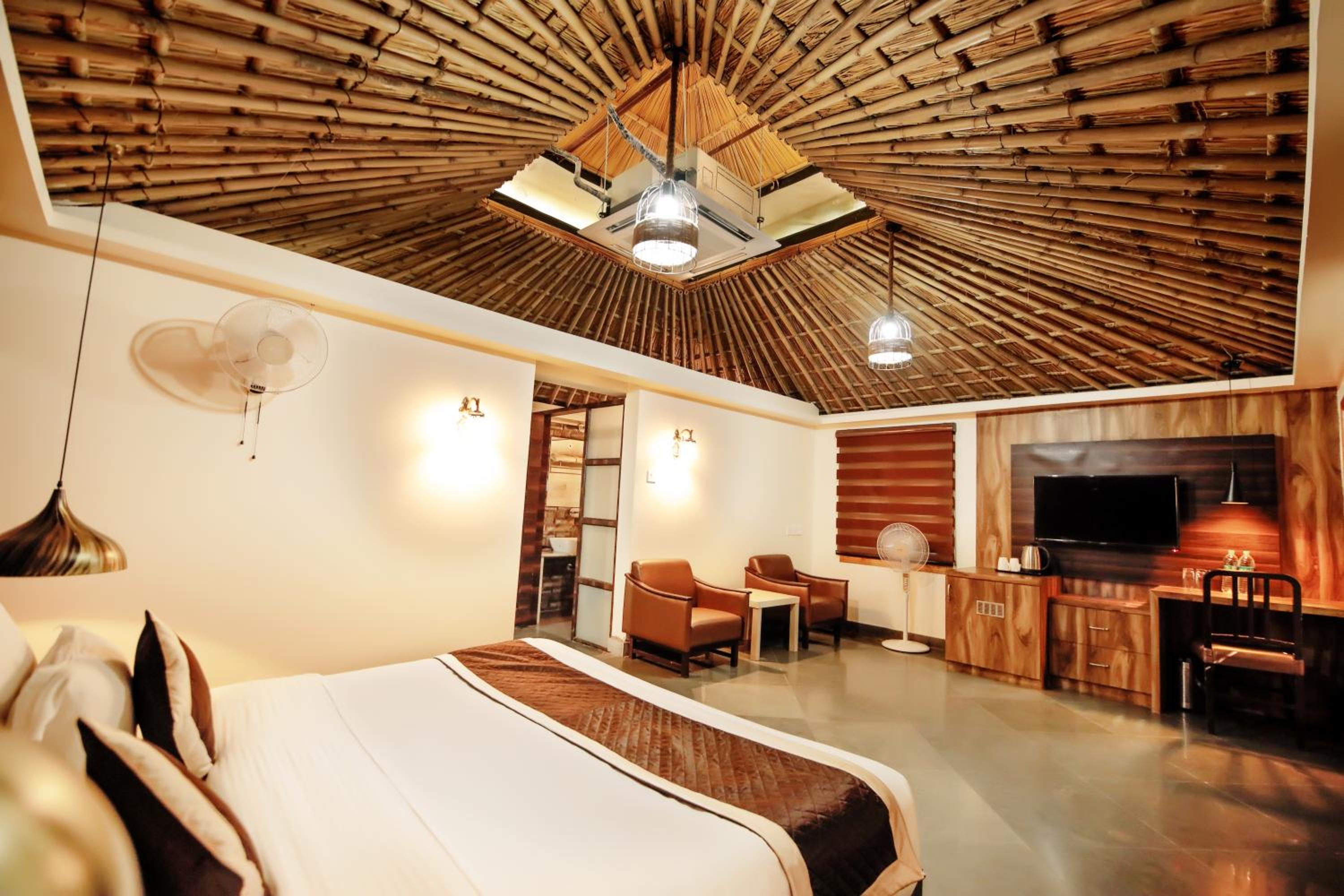 Nature Villa with Plunge Pool and Private Sit Out - Photo 4