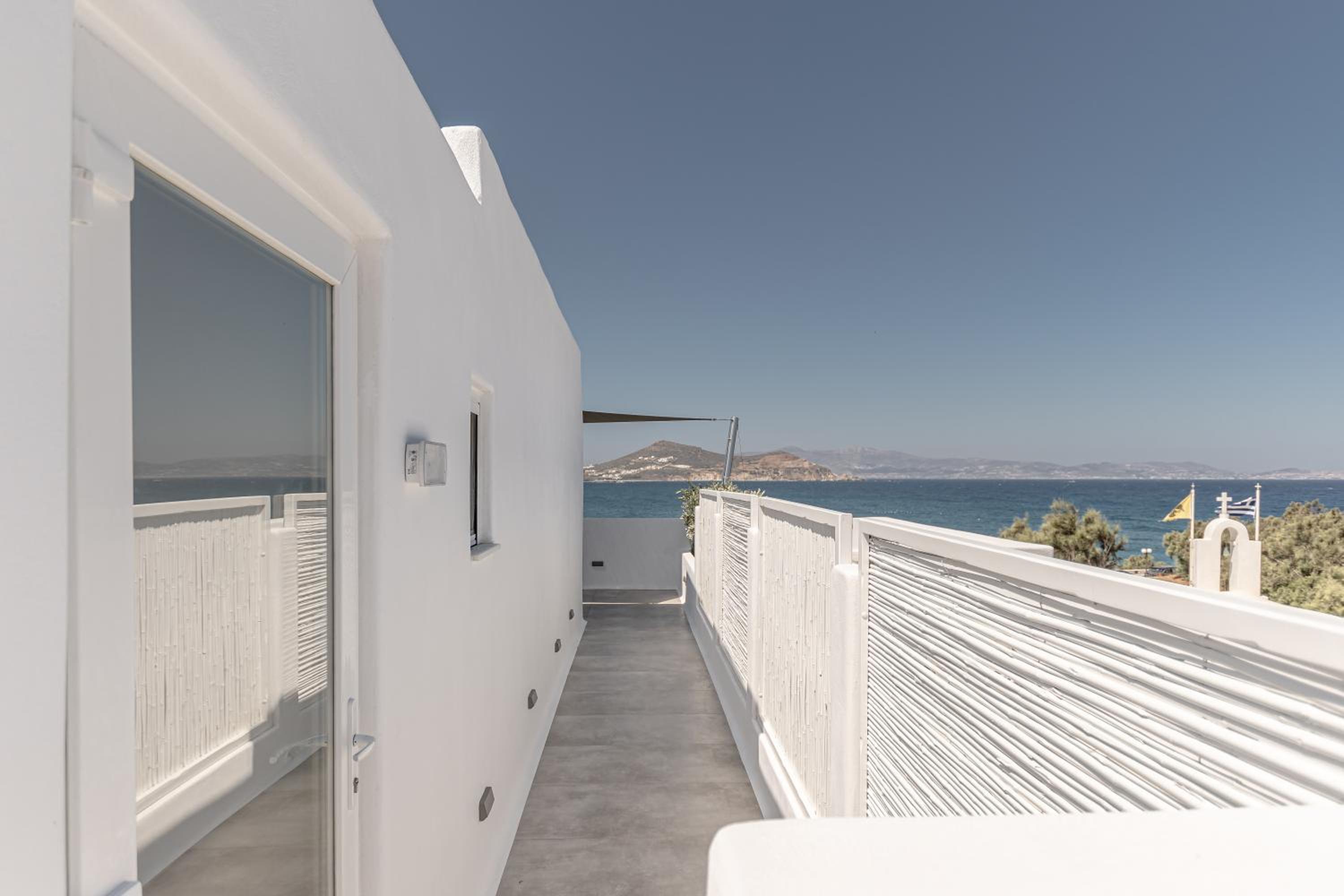 Roof Top Room with Sea View photo 2