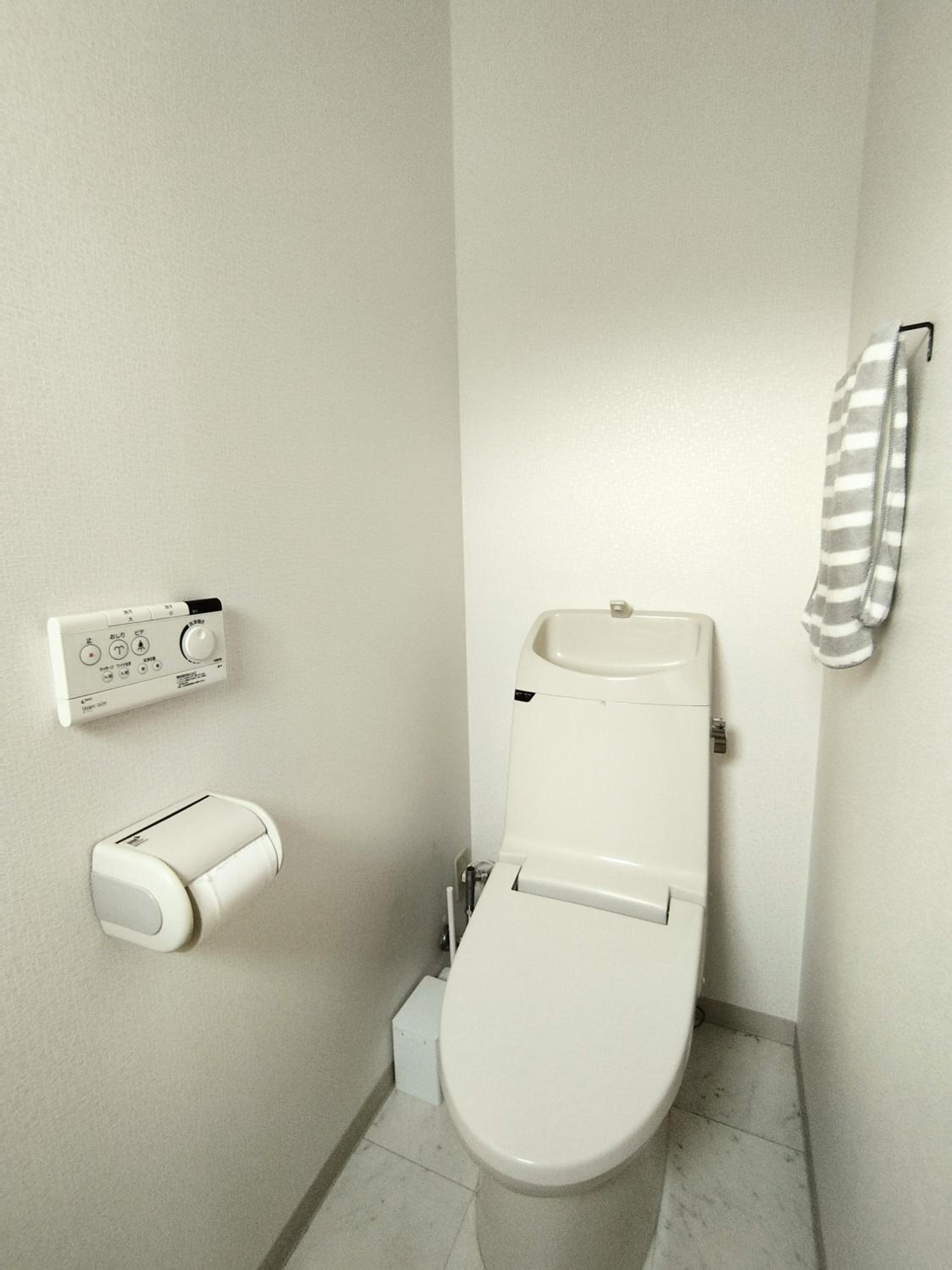 Two-Bedroom Apartment - Photo 5