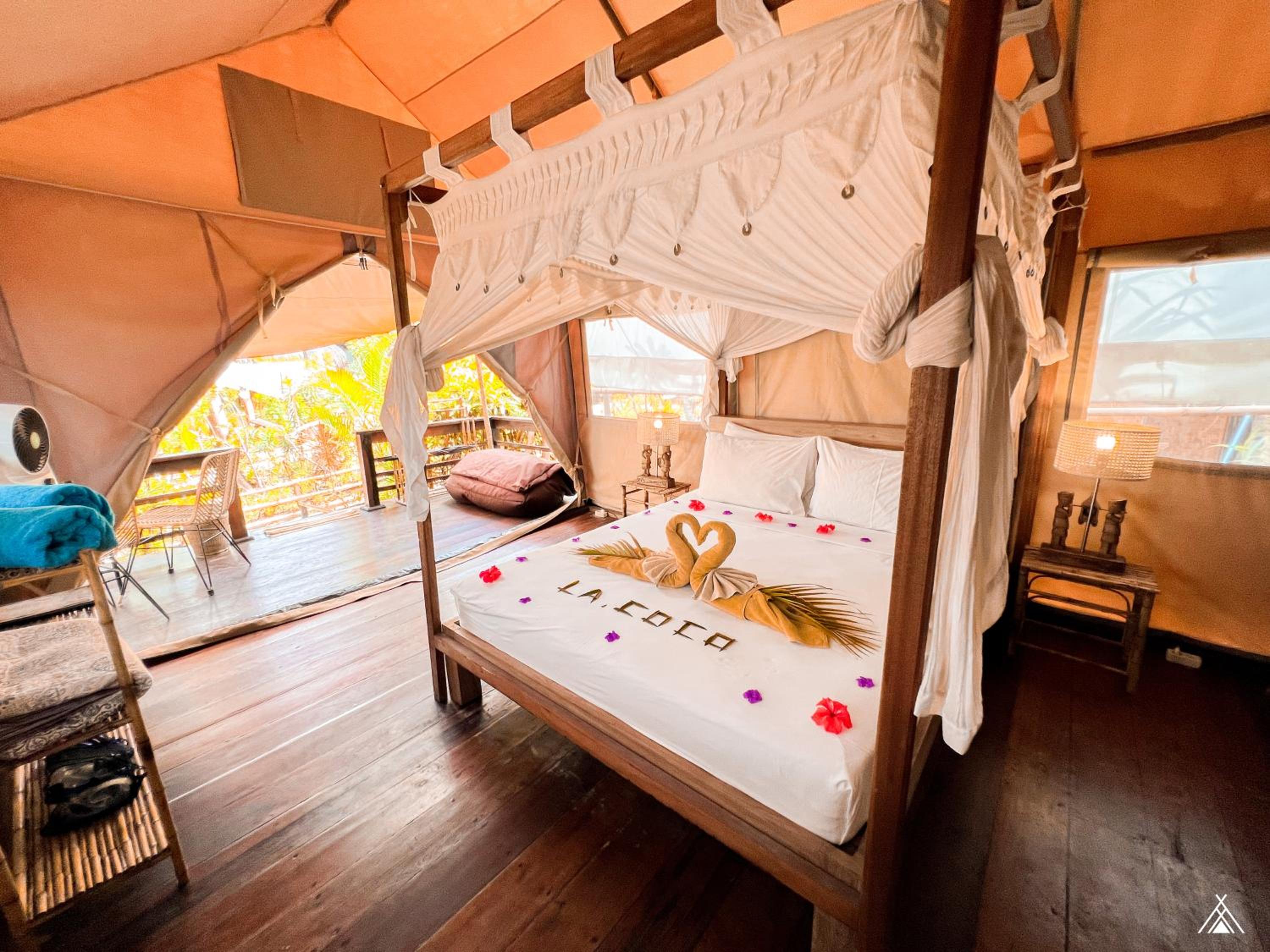 Luxury Glamping Tent - Photo 21