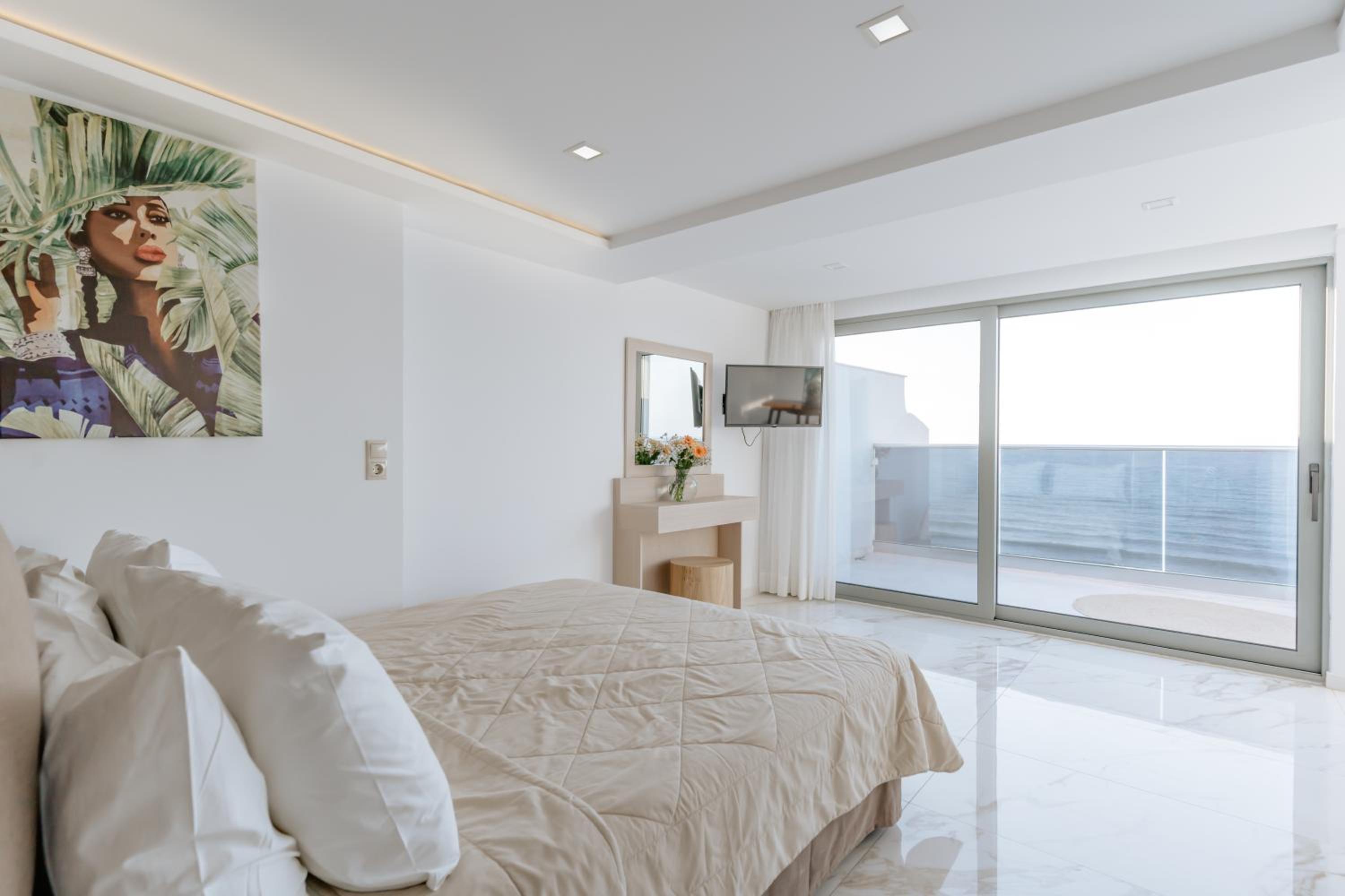 Suite with Terrace photo 3