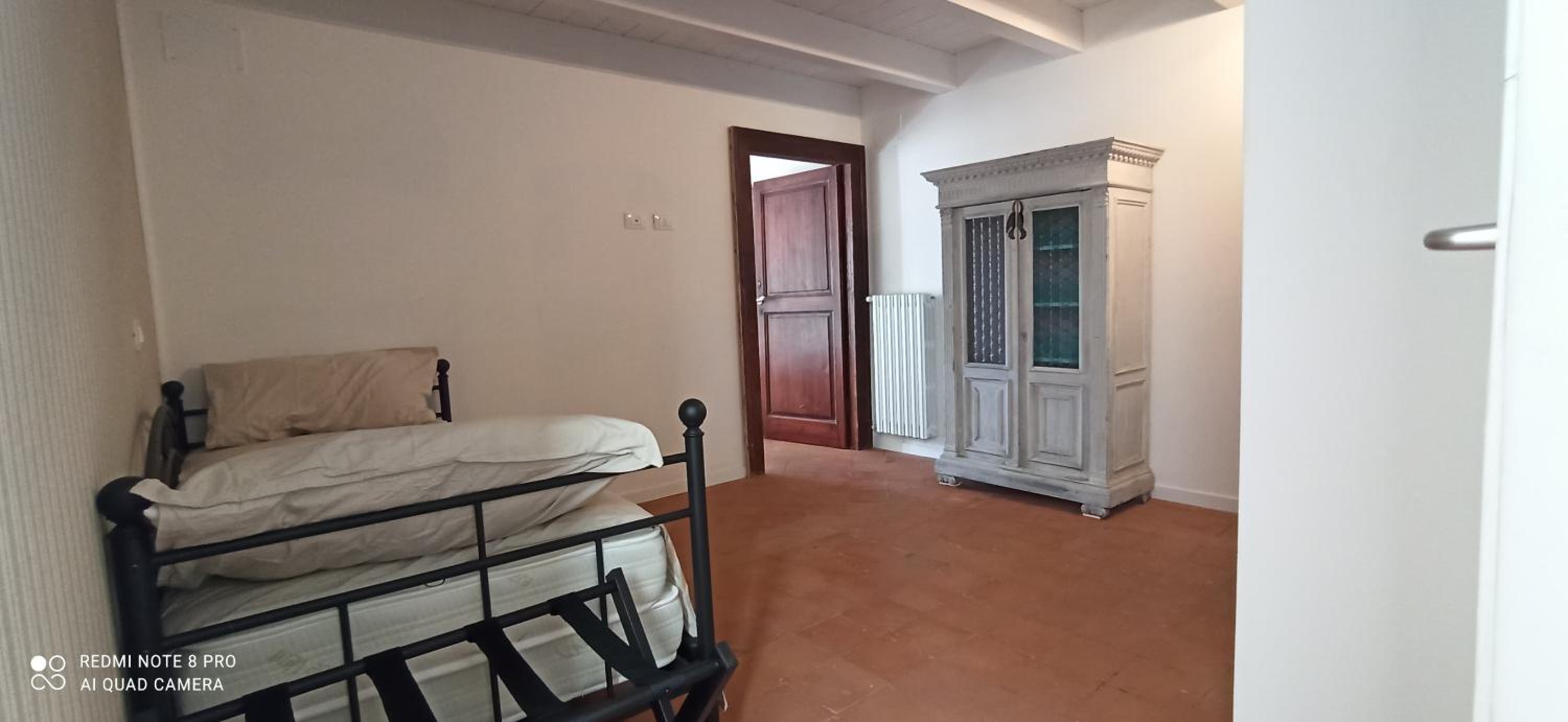 Quadruple Room with Bathroom - Photo 7