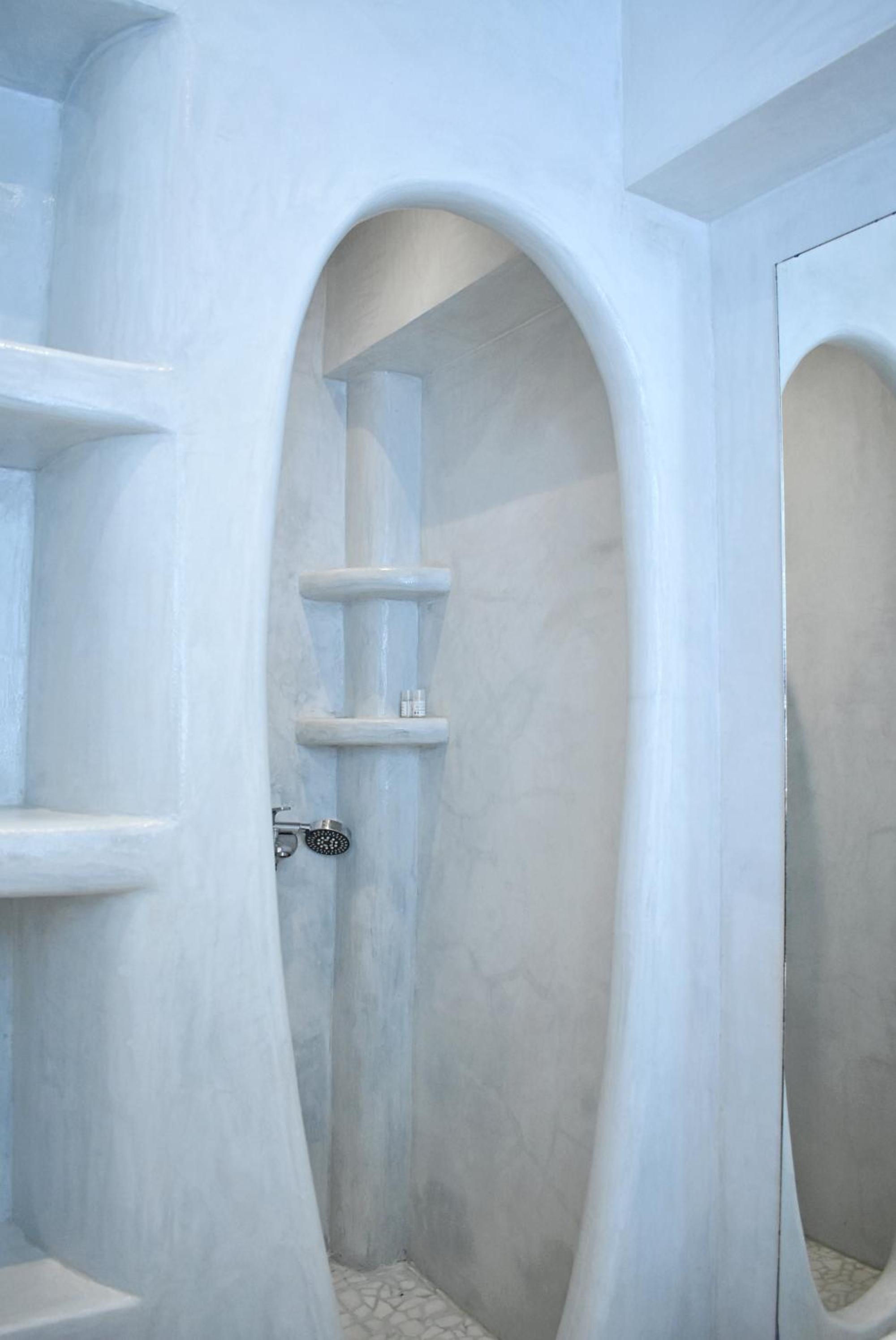 One-Bedroom Apartment - Photo 15