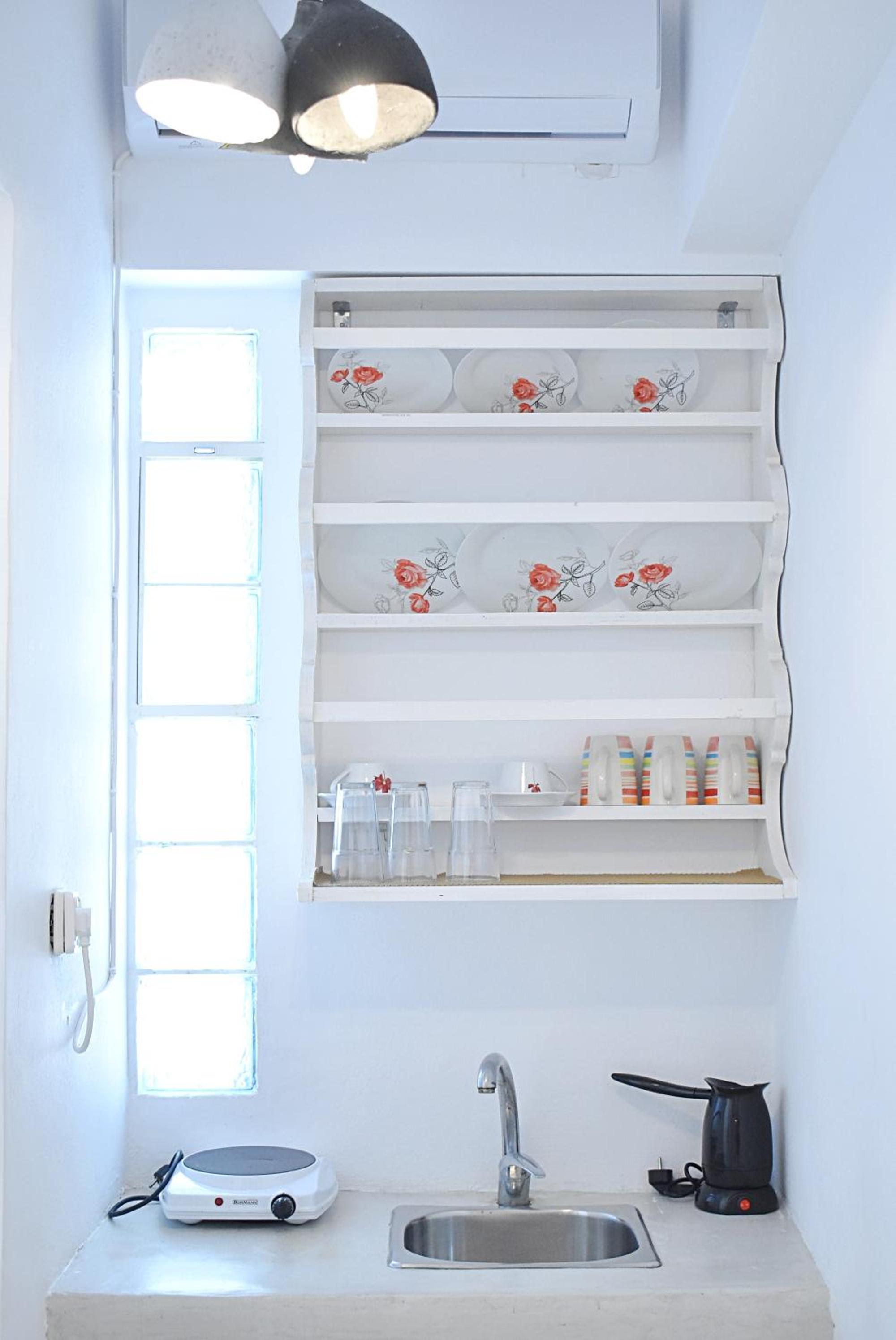 One-Bedroom Apartment - Photo 18