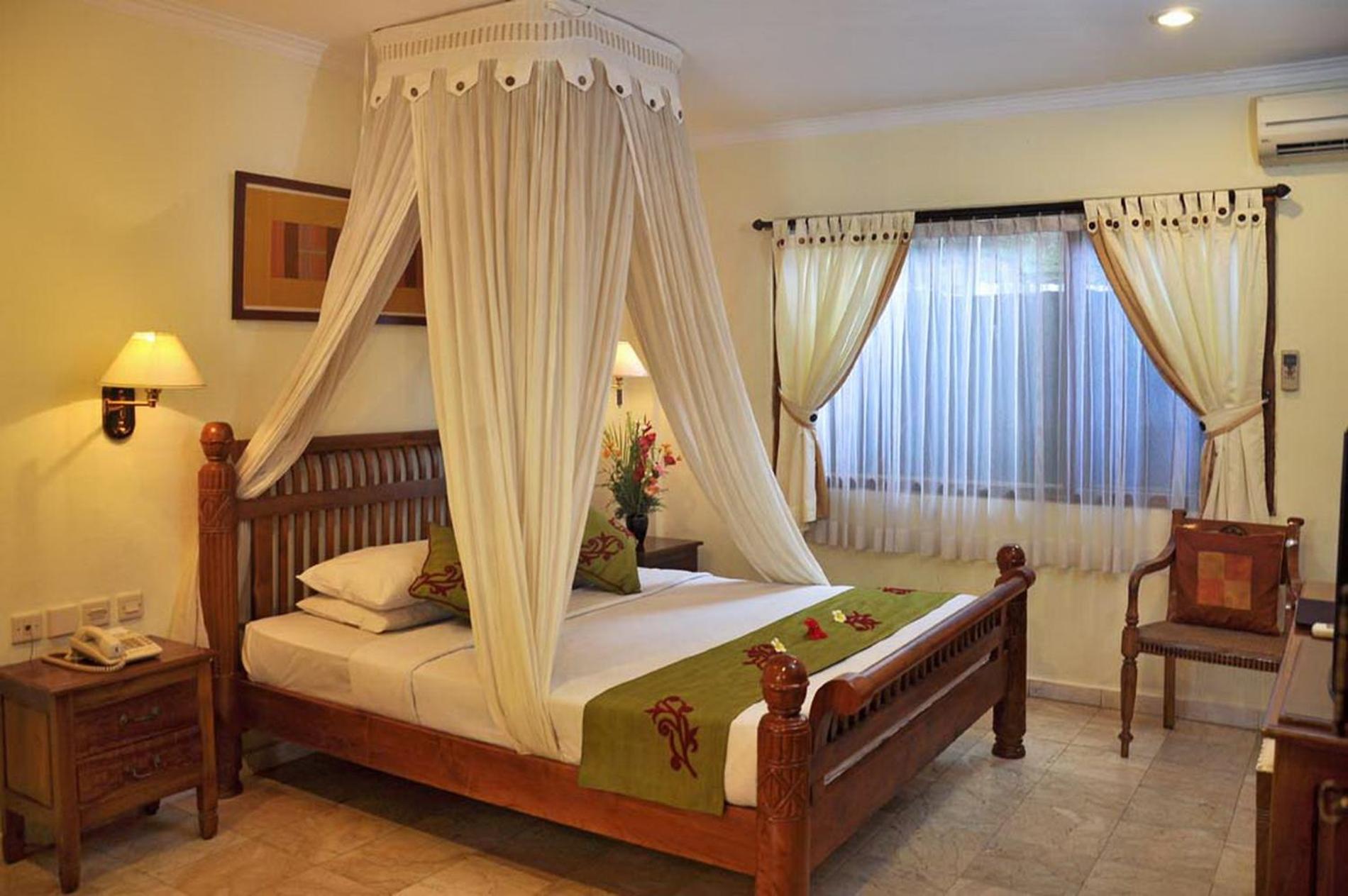 Family Two Bedroom Villa - Photo 10