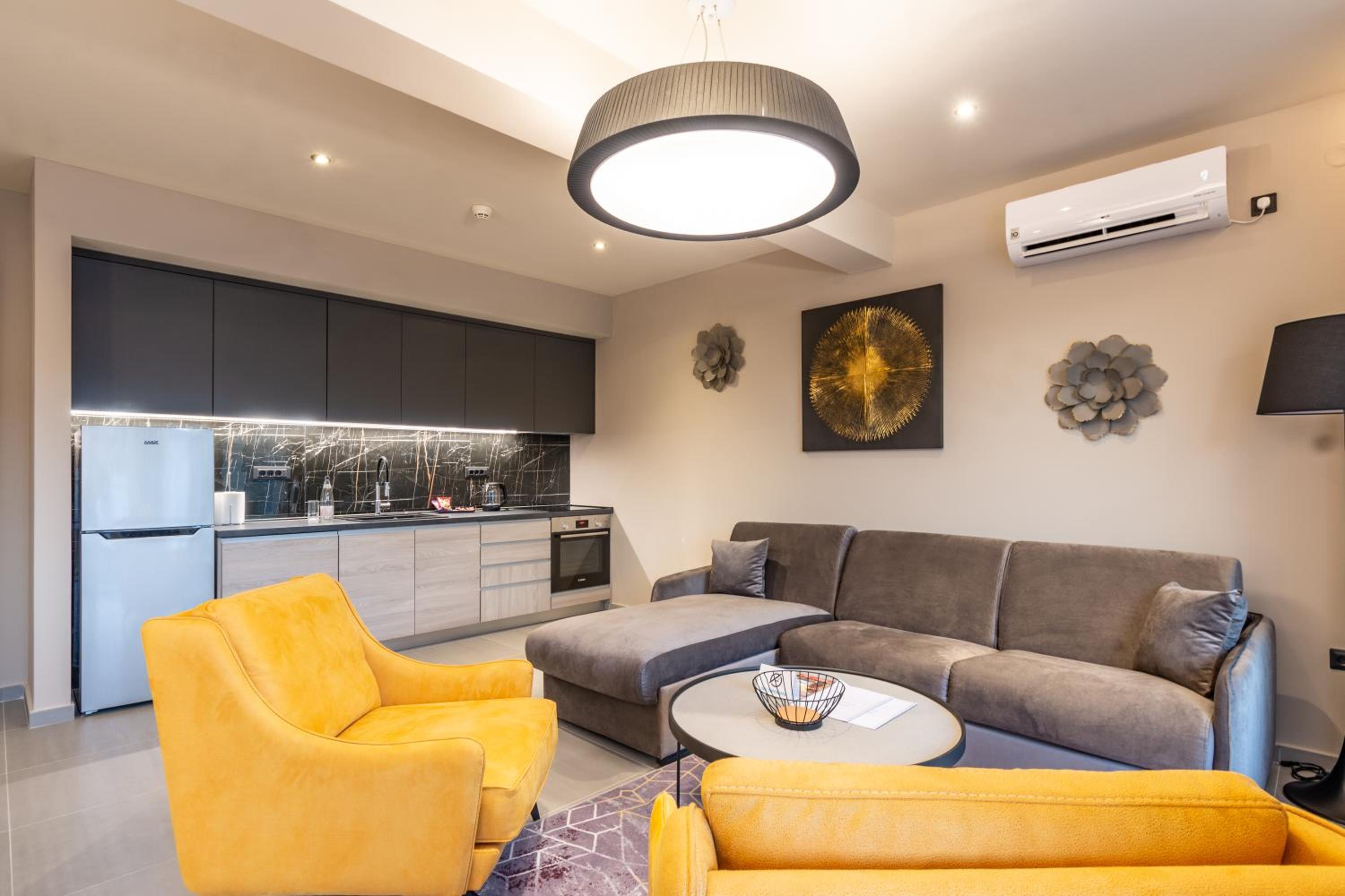 Family Suite - Photo 1