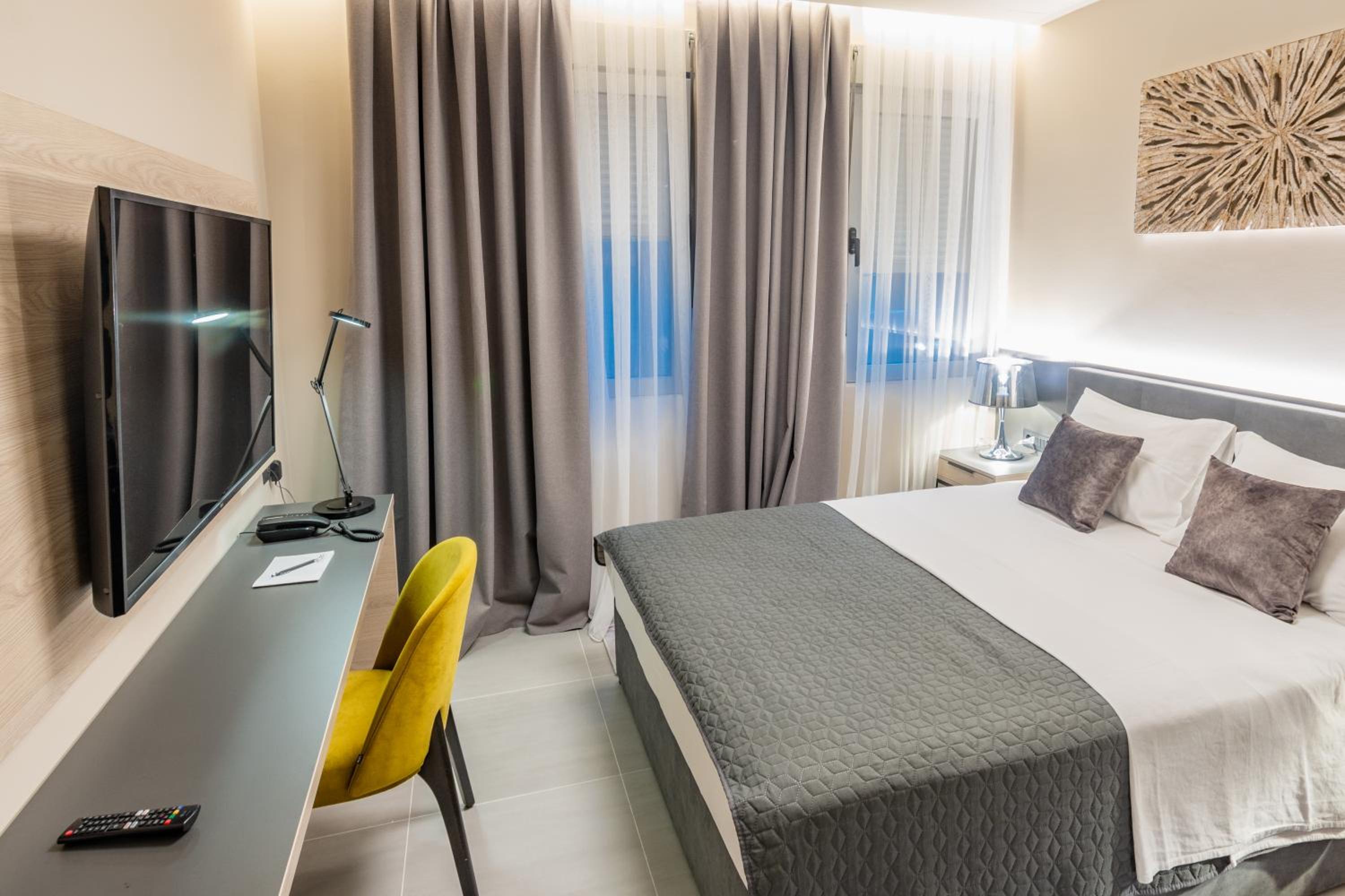 Family Suite - Photo 6