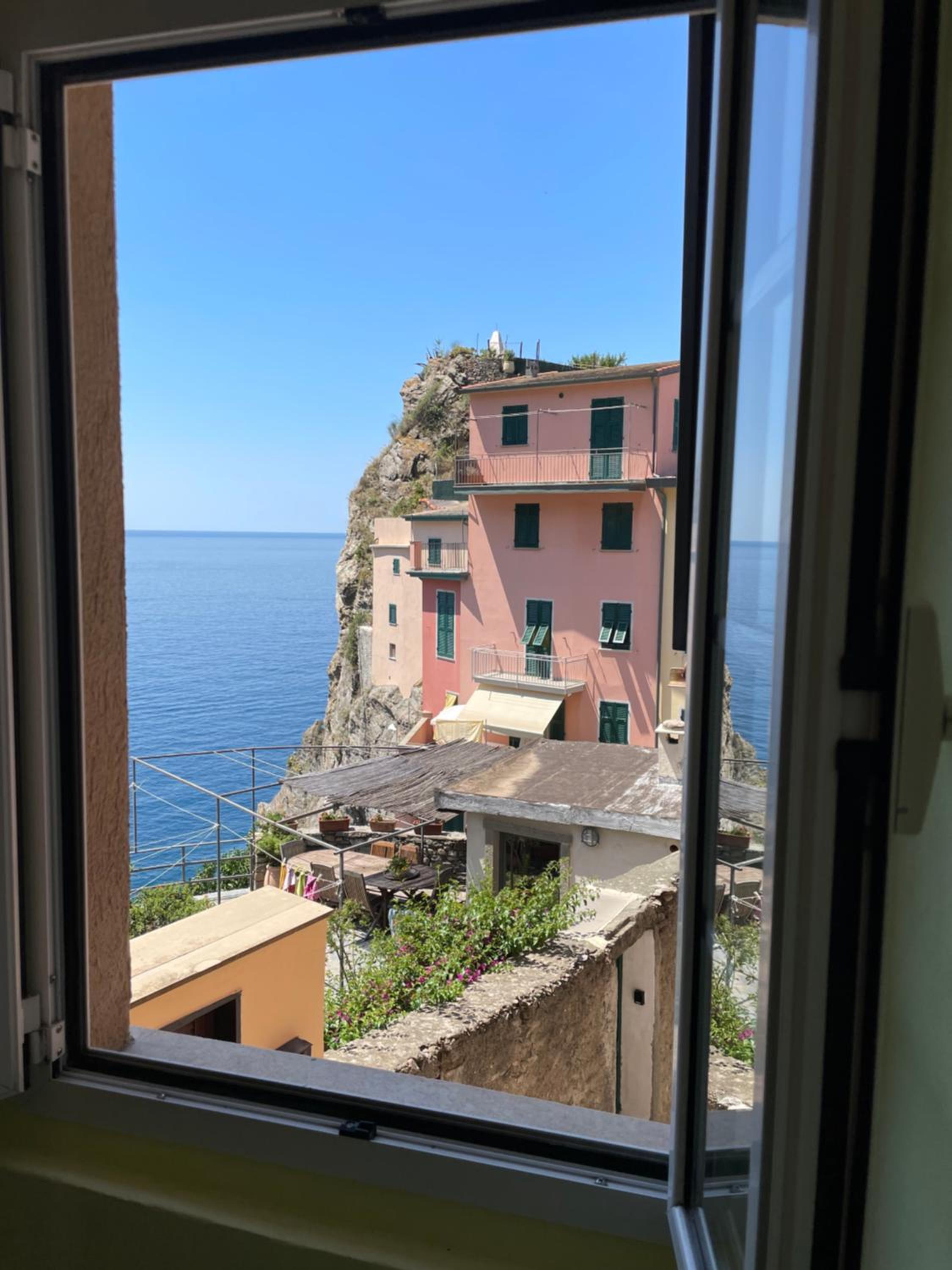 Queen Room with Sea View - Photo 2