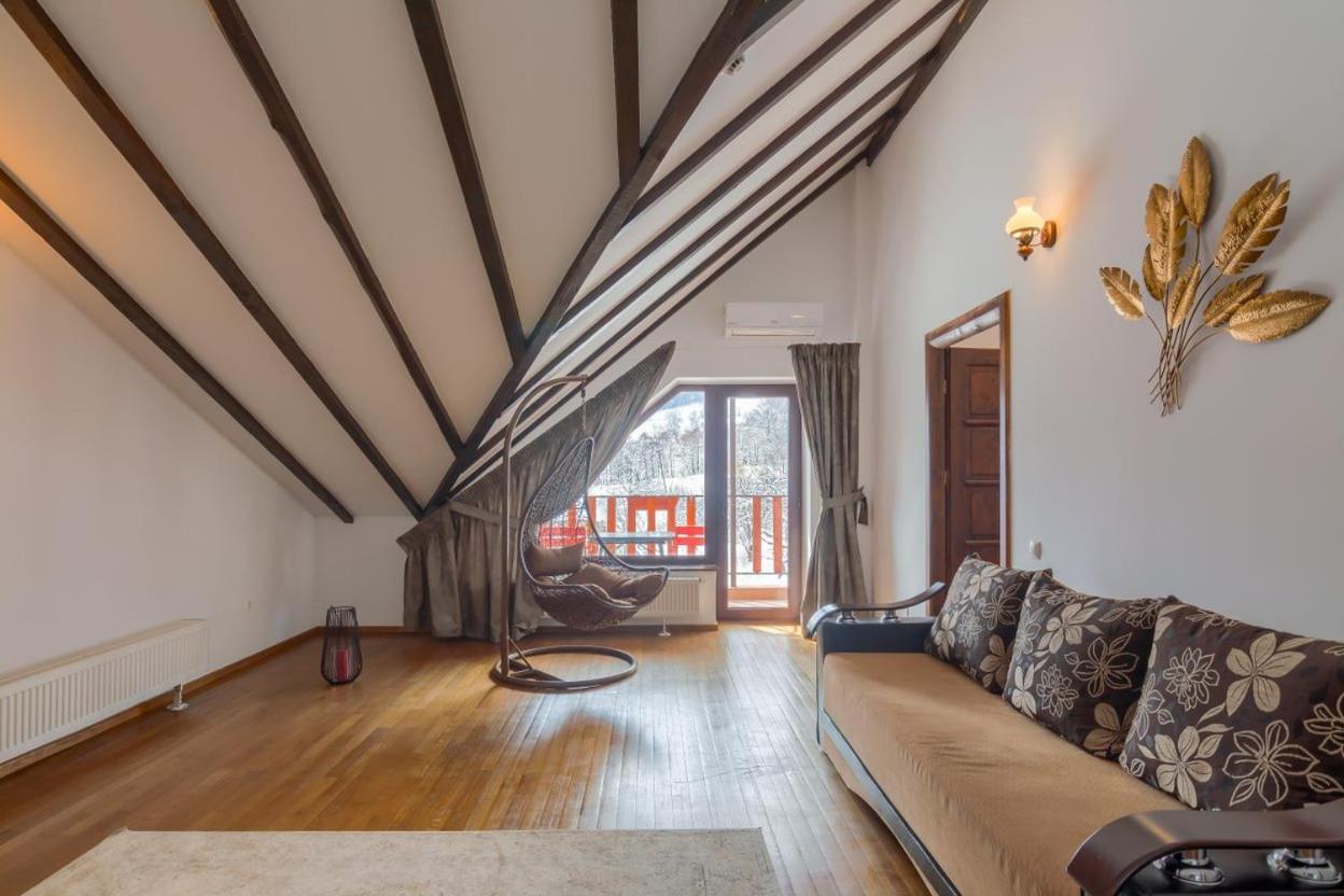 One-Bedroom Suite with Sofa Bed - Photo 1