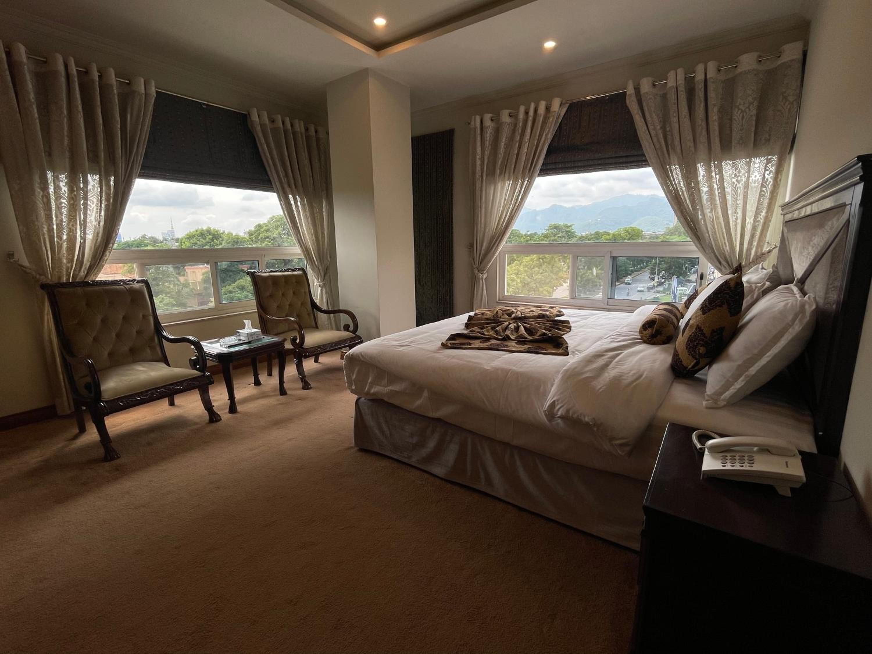 Double or Twin Room with Bathroom photo 1