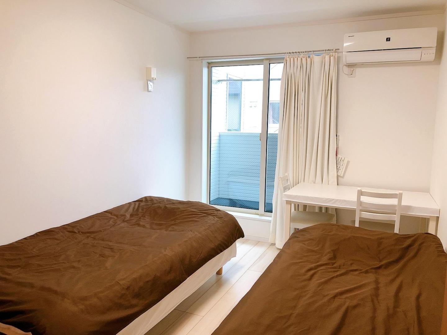 Twin Room with Balcony photo 3