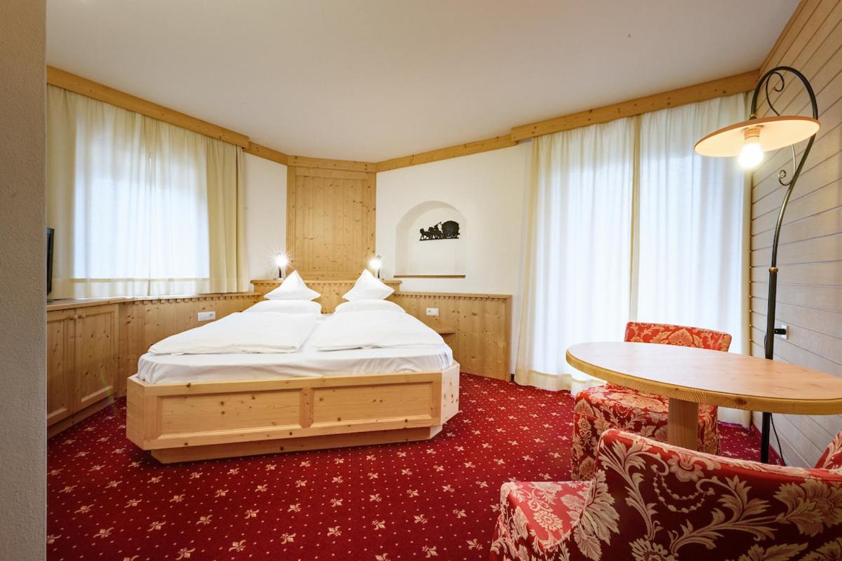 Standard Double Room with Balcony photo 2