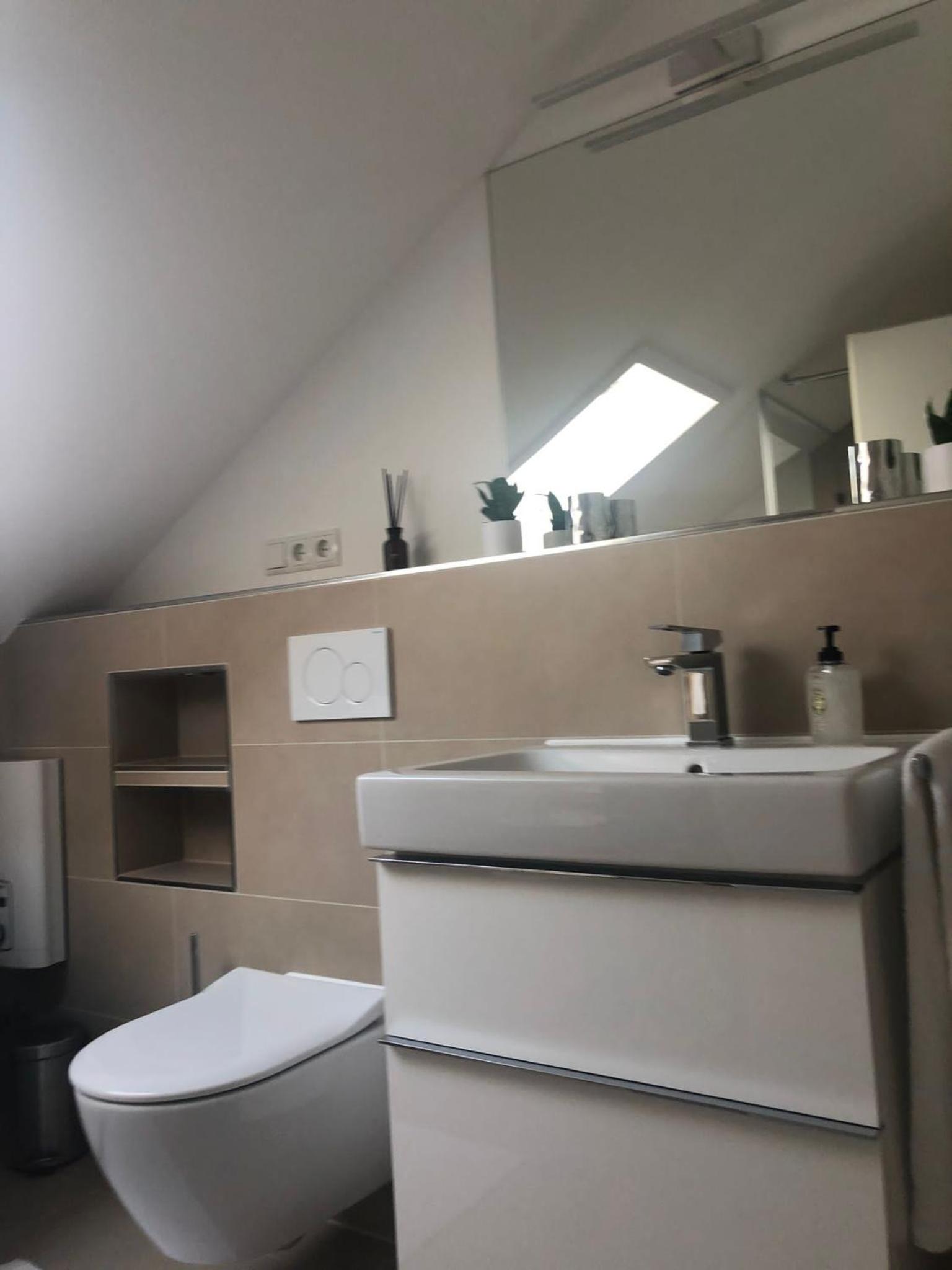 One-Bedroom Apartment - Photo 11