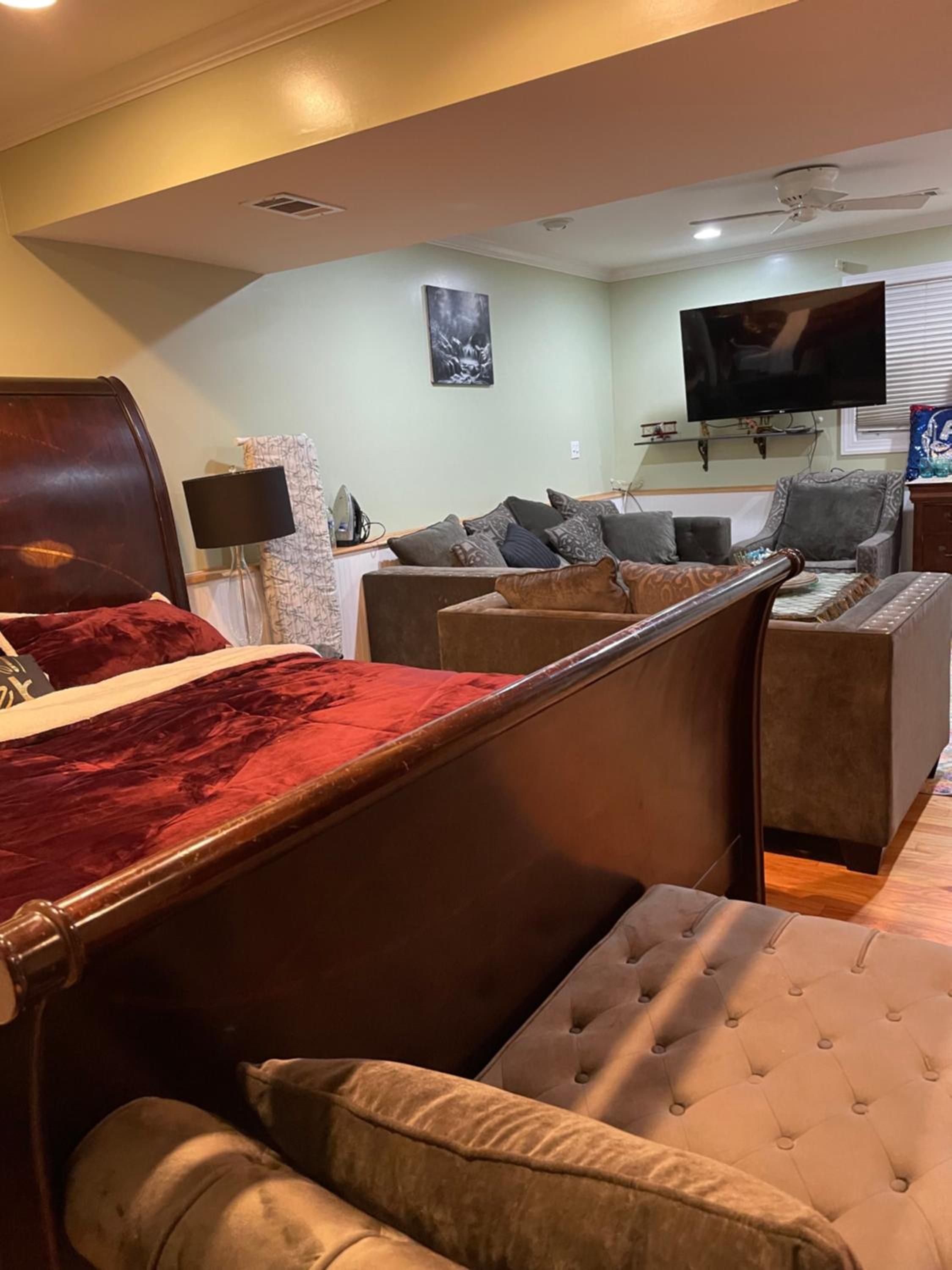 Family Room - Photo 2