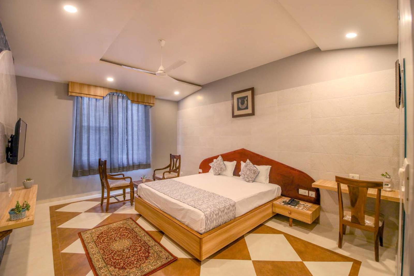 Deluxe Double Room with Balcony