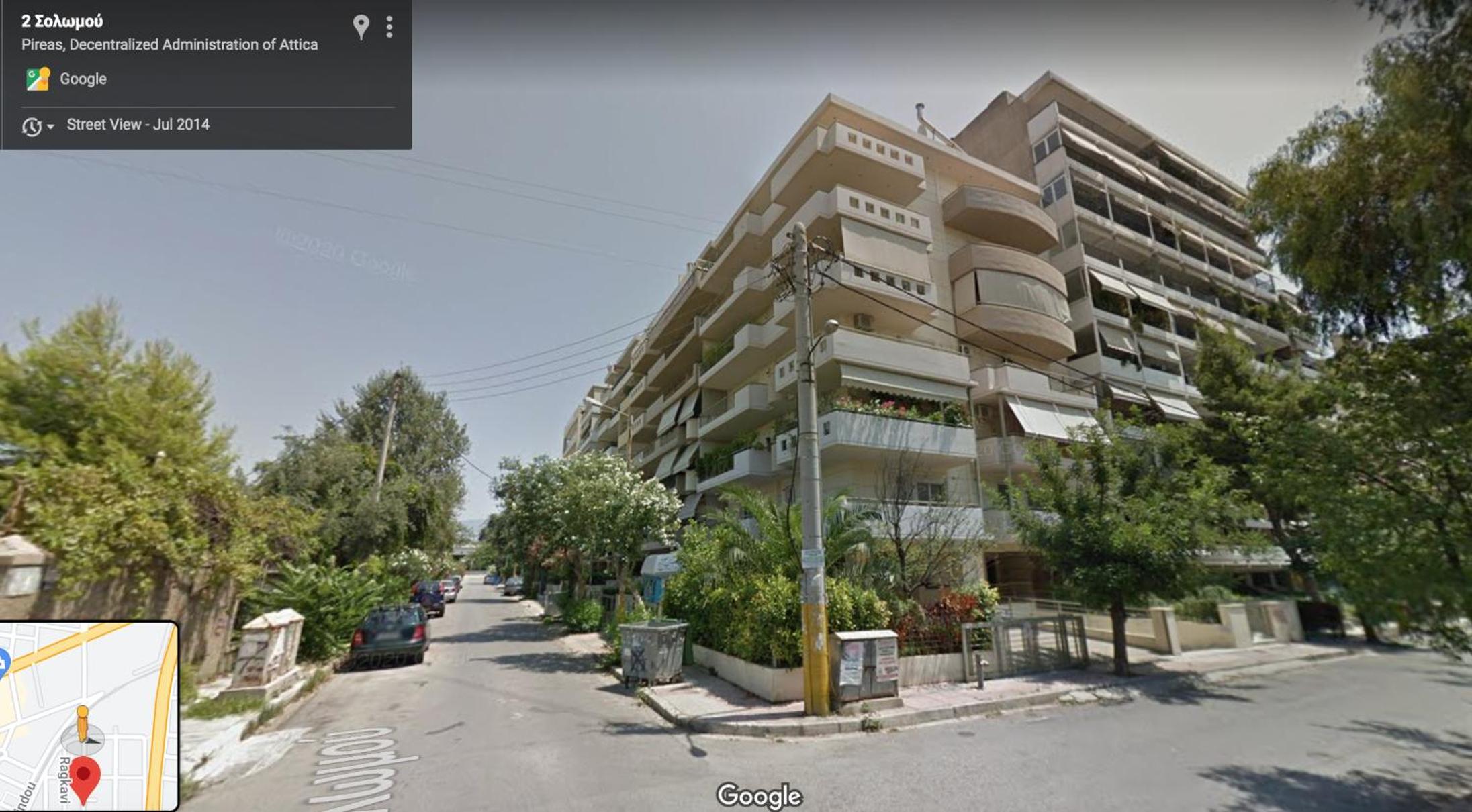 Apartment with Balcony - Photo 42