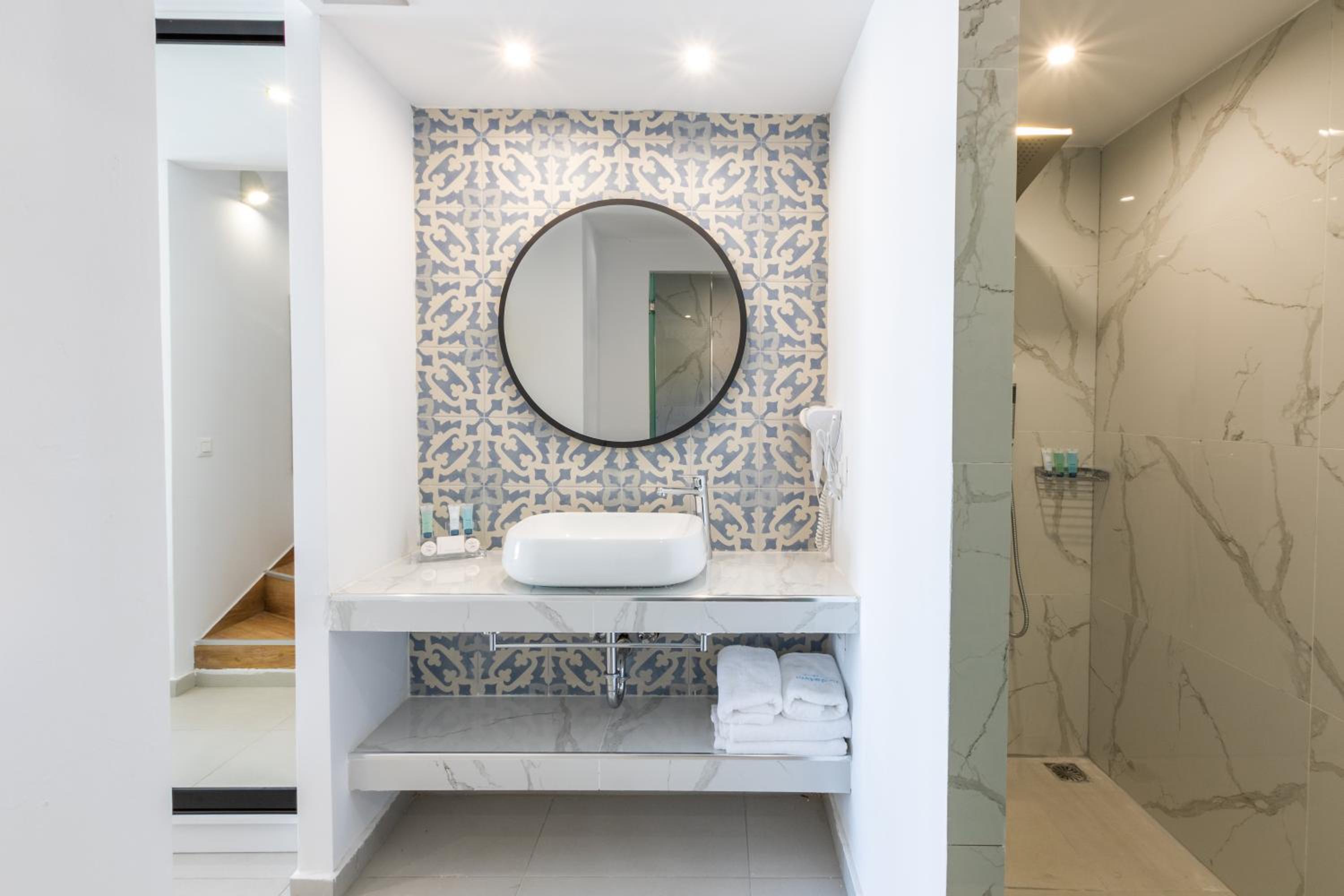 Suite - Split Level with Private Pool  photo 2