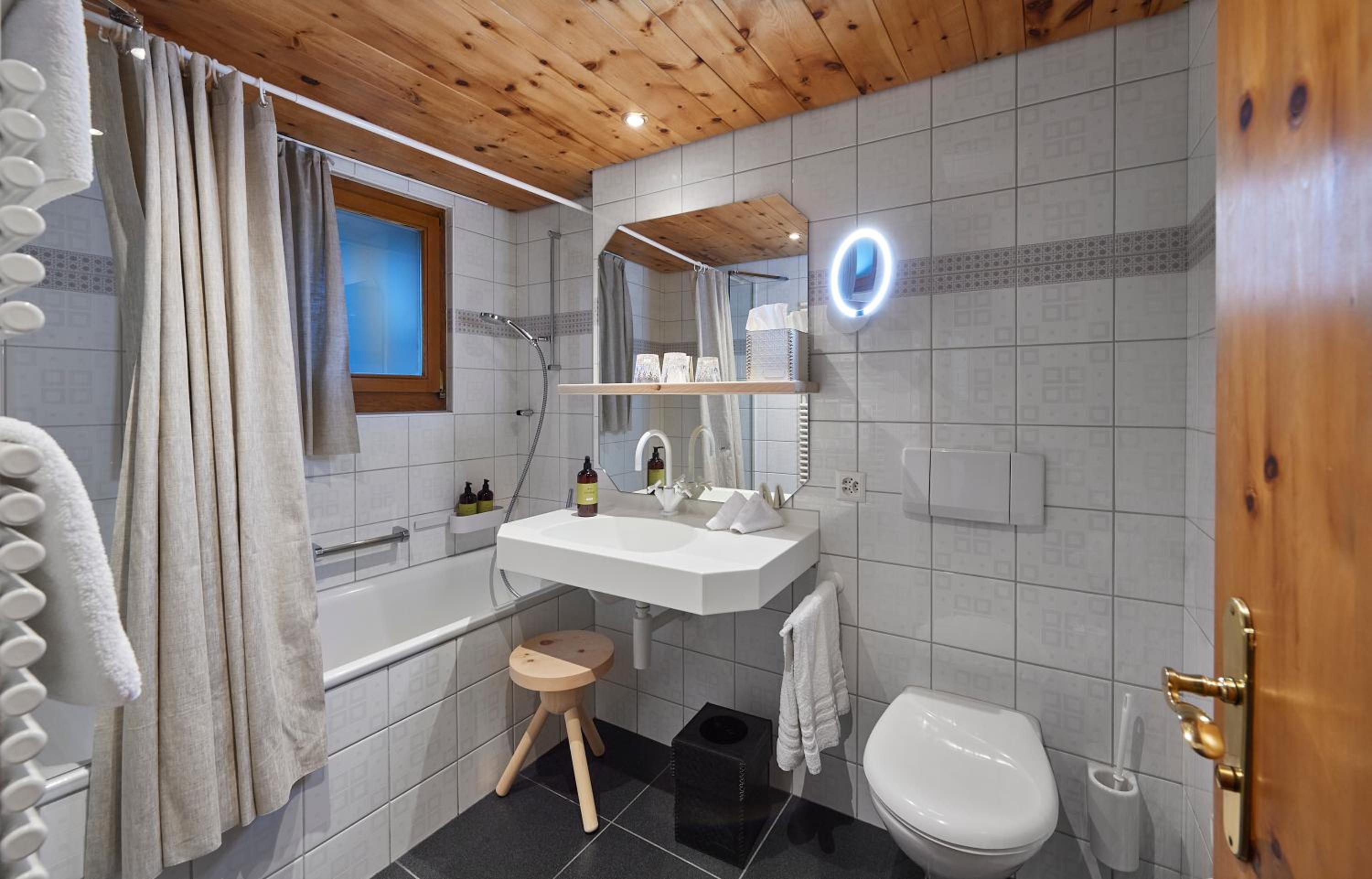Double Room with Balcony or Terrace - Photo 2