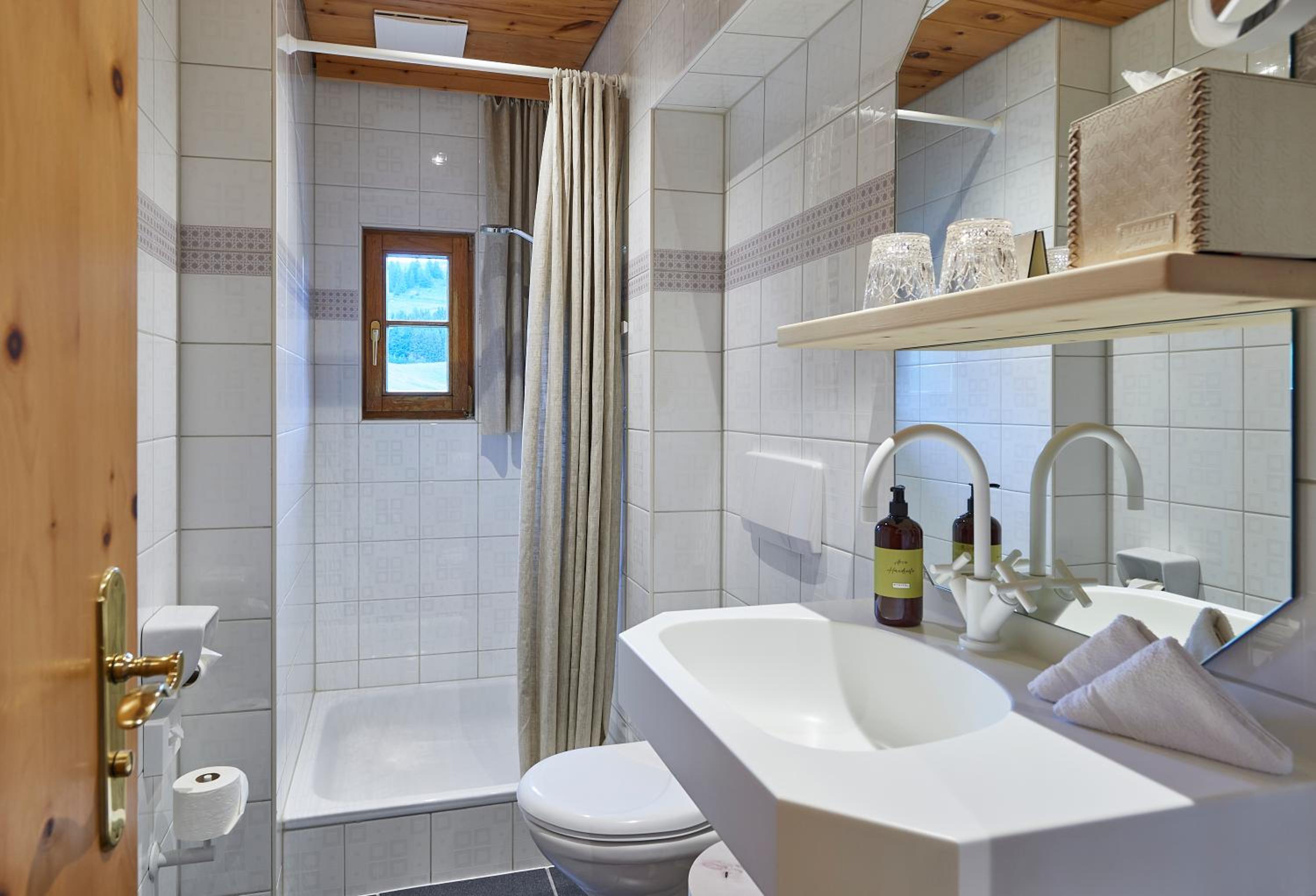 Double Room - Photo 2