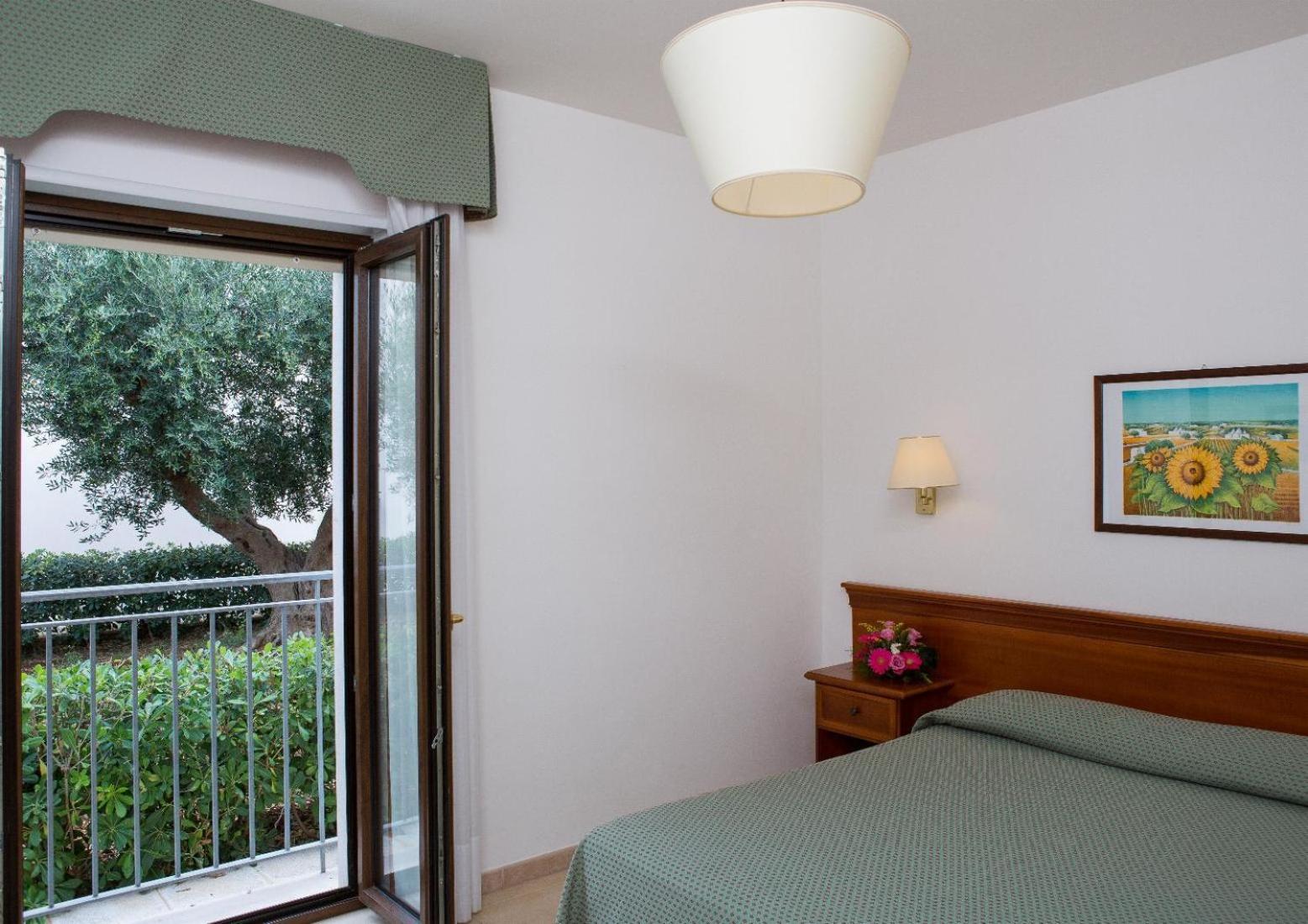 Double Room - Photo 6