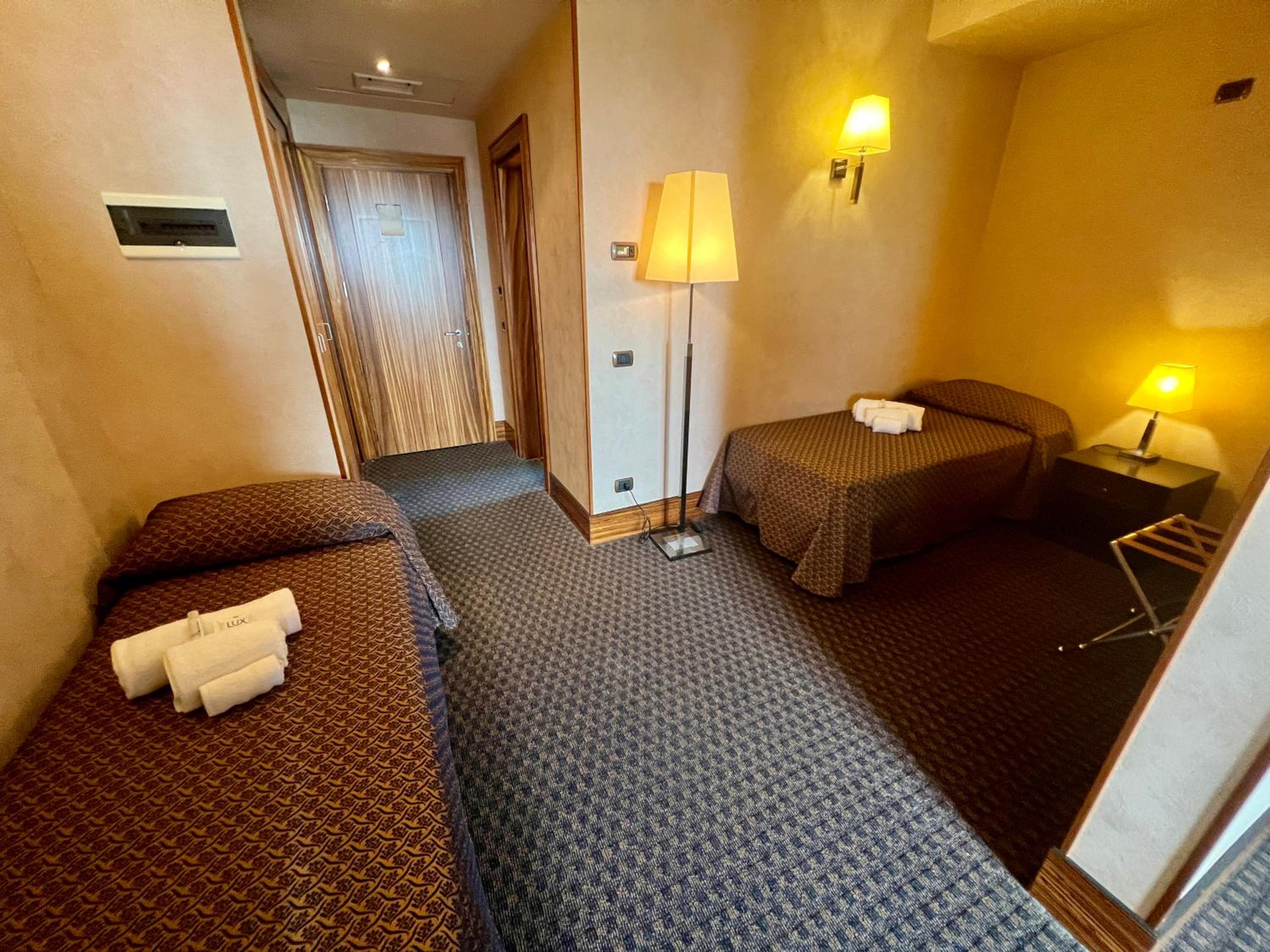 Deluxe Quadruple Room photo 1