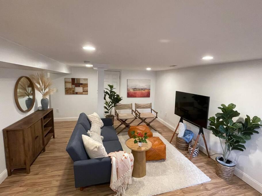 Two-Bedroom Apartment photo 2