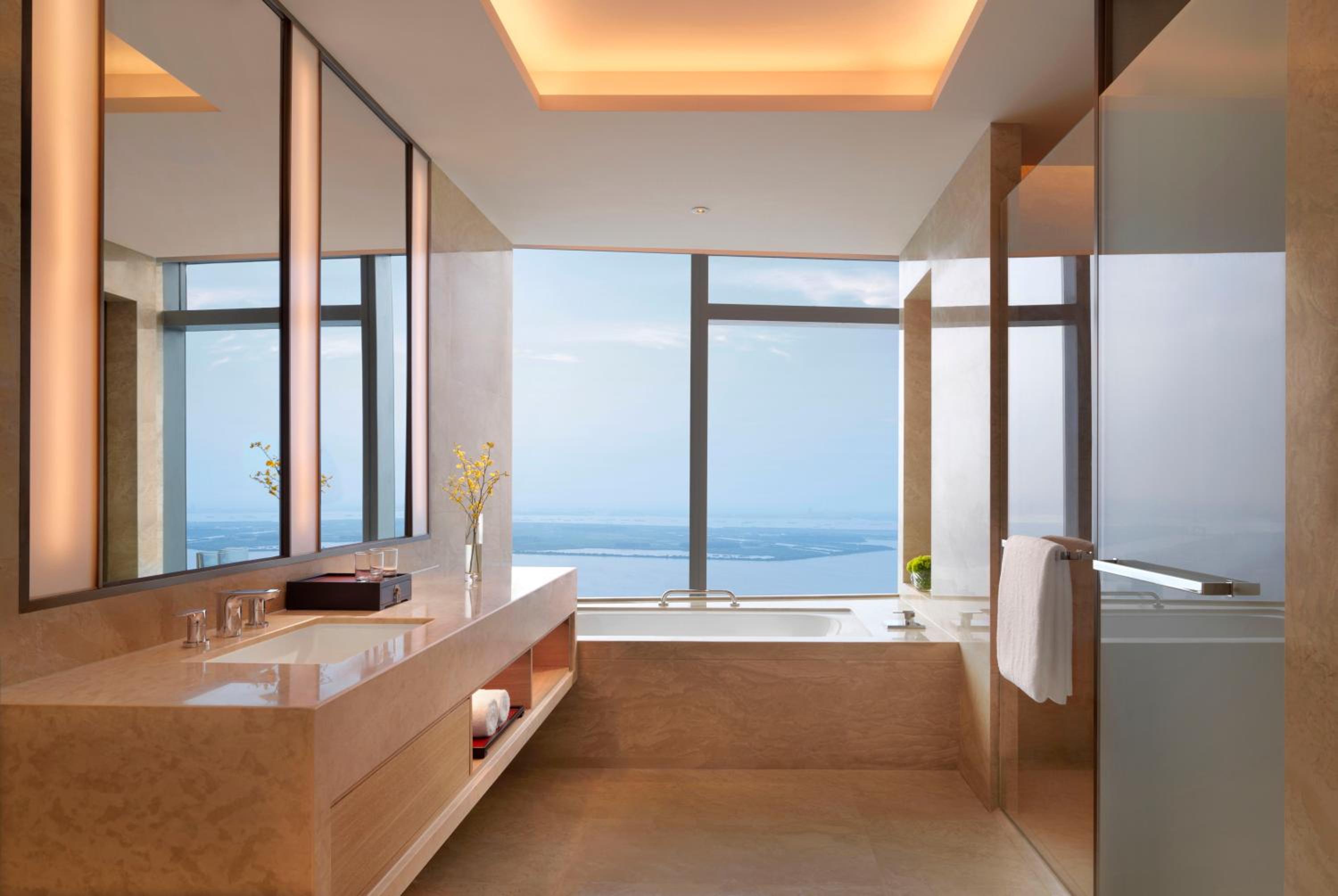 Large Executive King Room with Executive Lounge Access