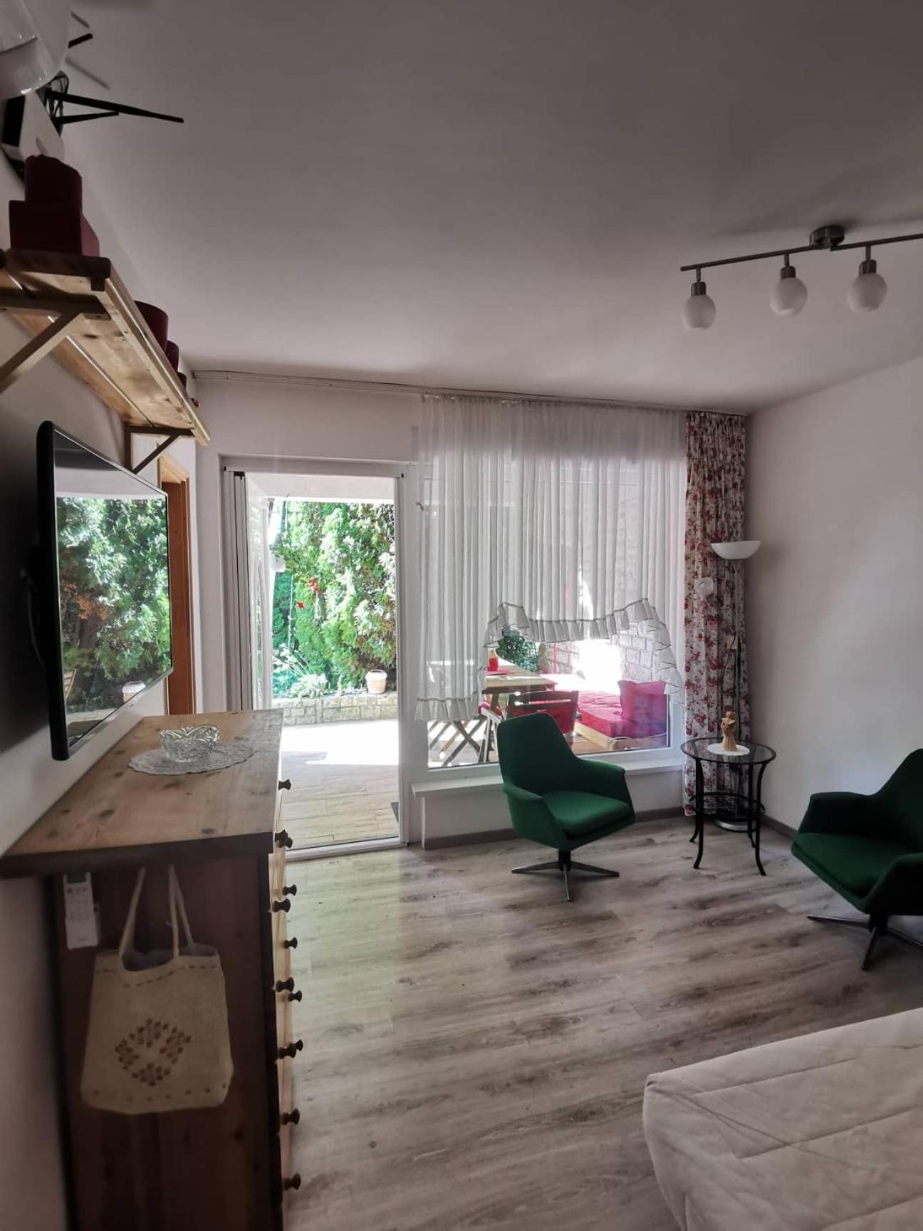 Two-Bedroom Apartment - Photo 7