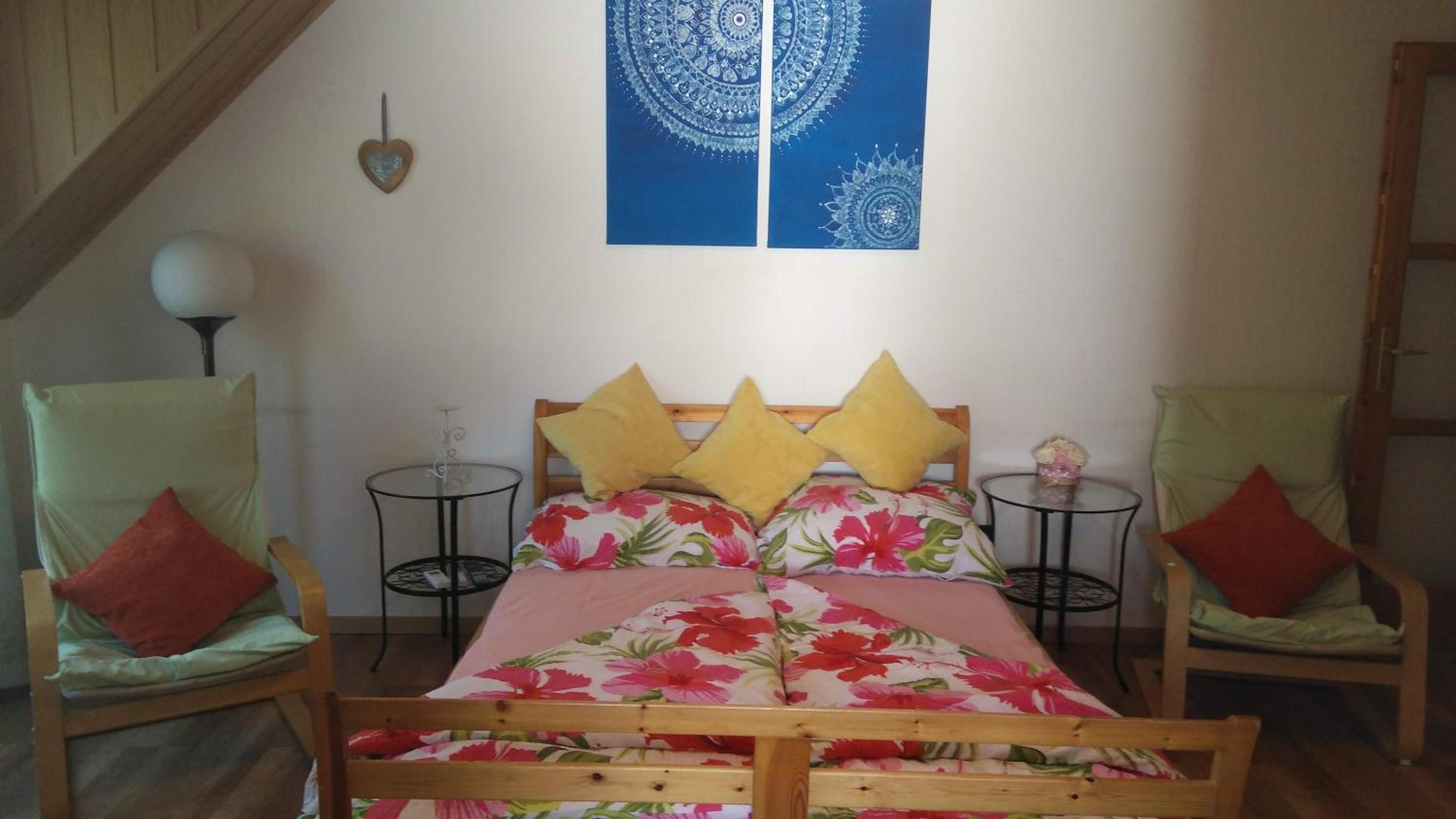 One-Bedroom Apartment - Photo 10