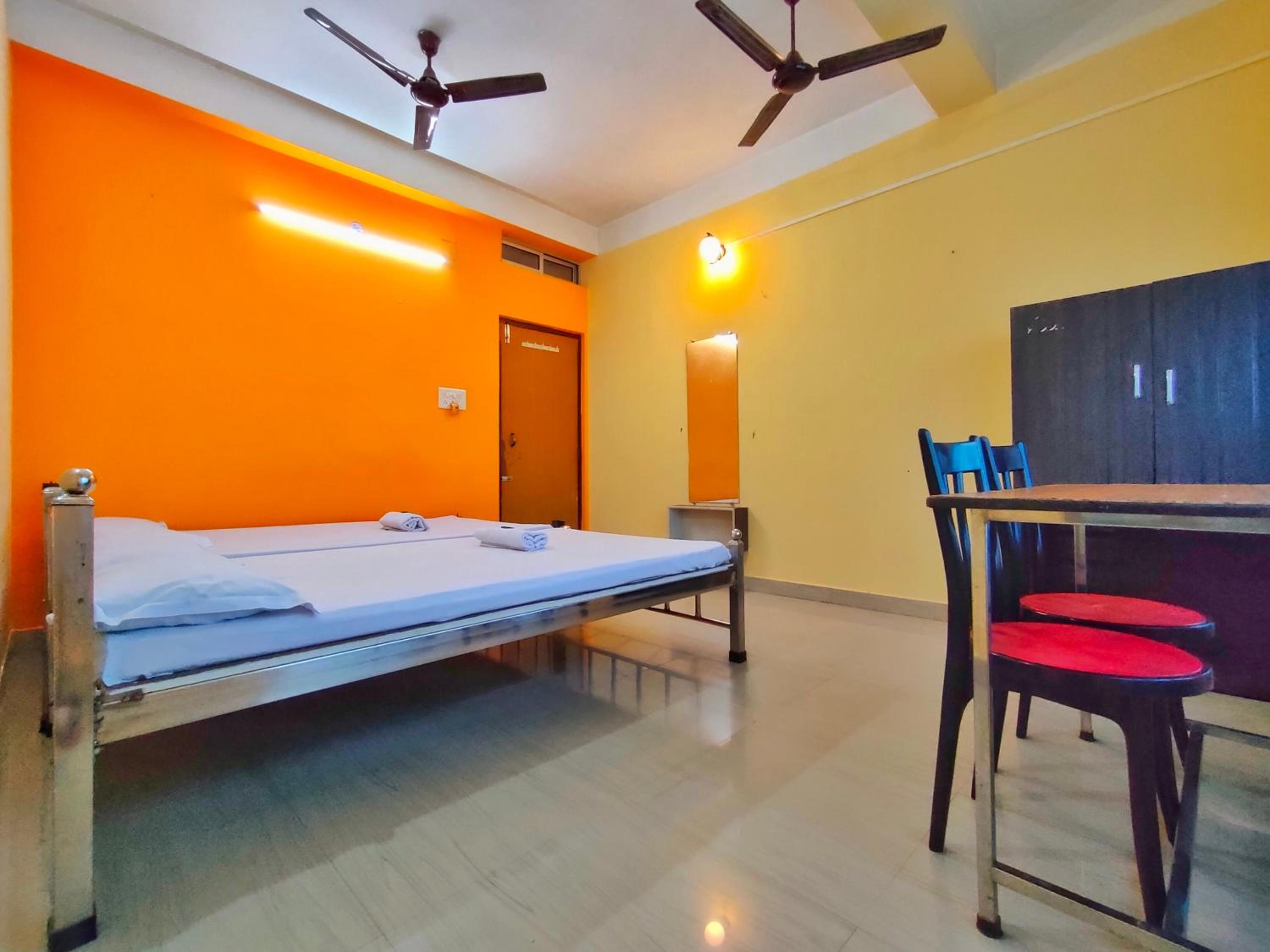 Superior Quadruple Room - Photo 4