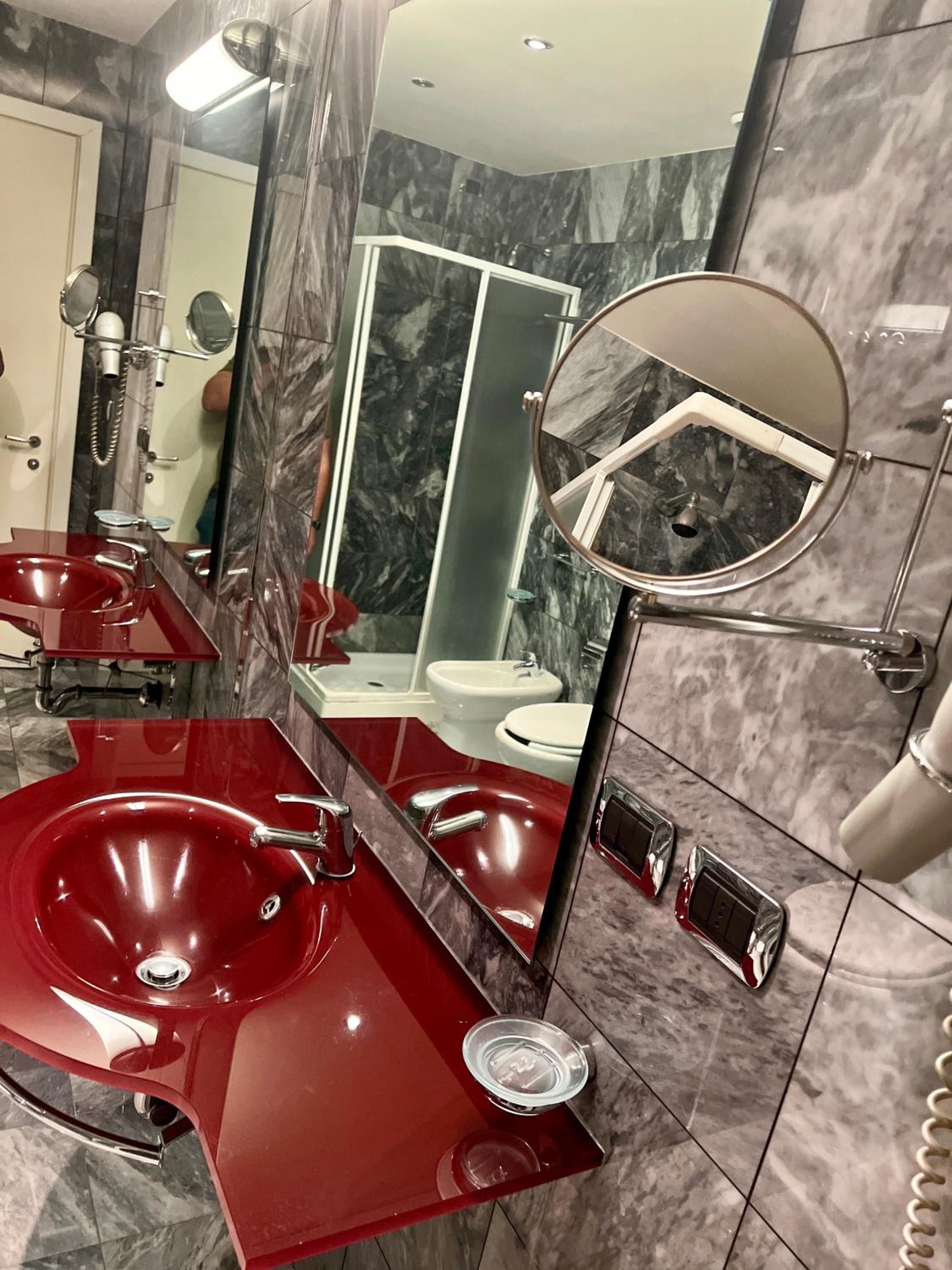 Deluxe Double or Twin Room photo 3