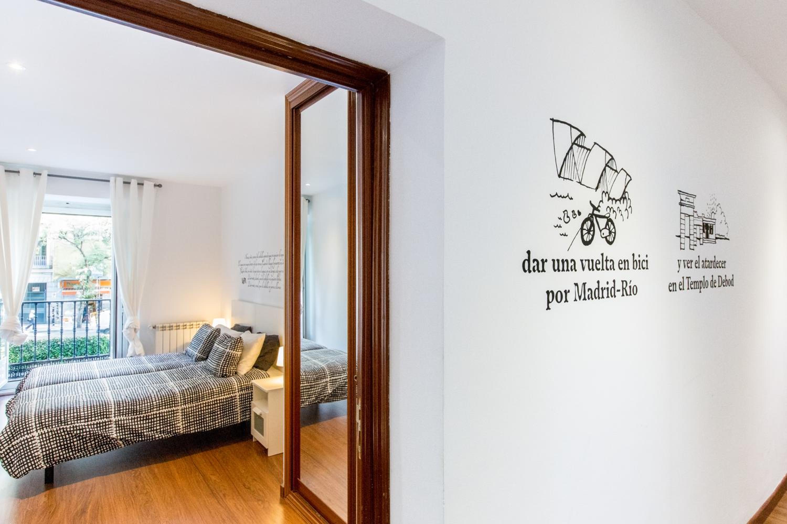 Two-Bedroom Apartment - Photo 12