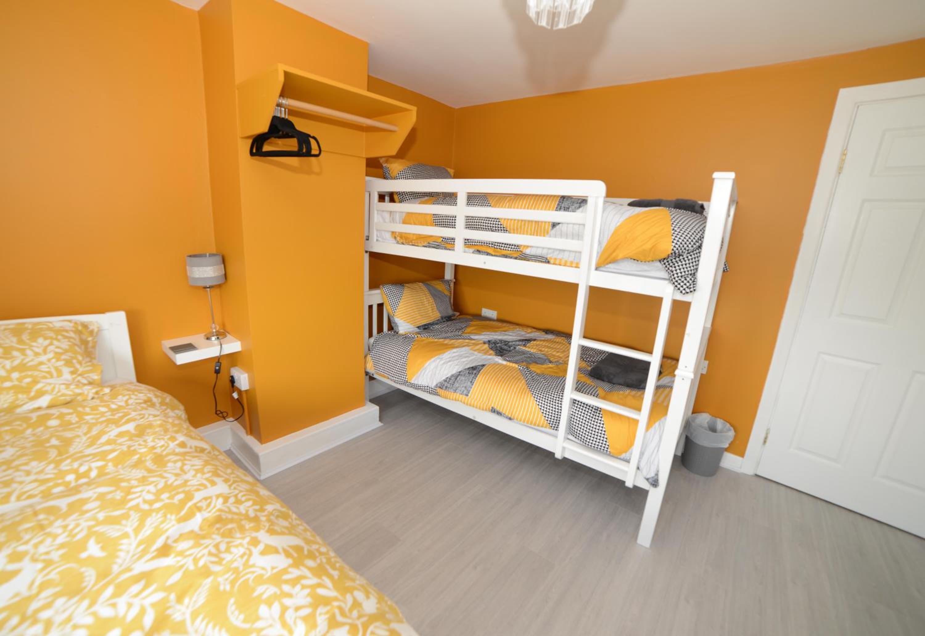 Three-Bedroom House photo 2