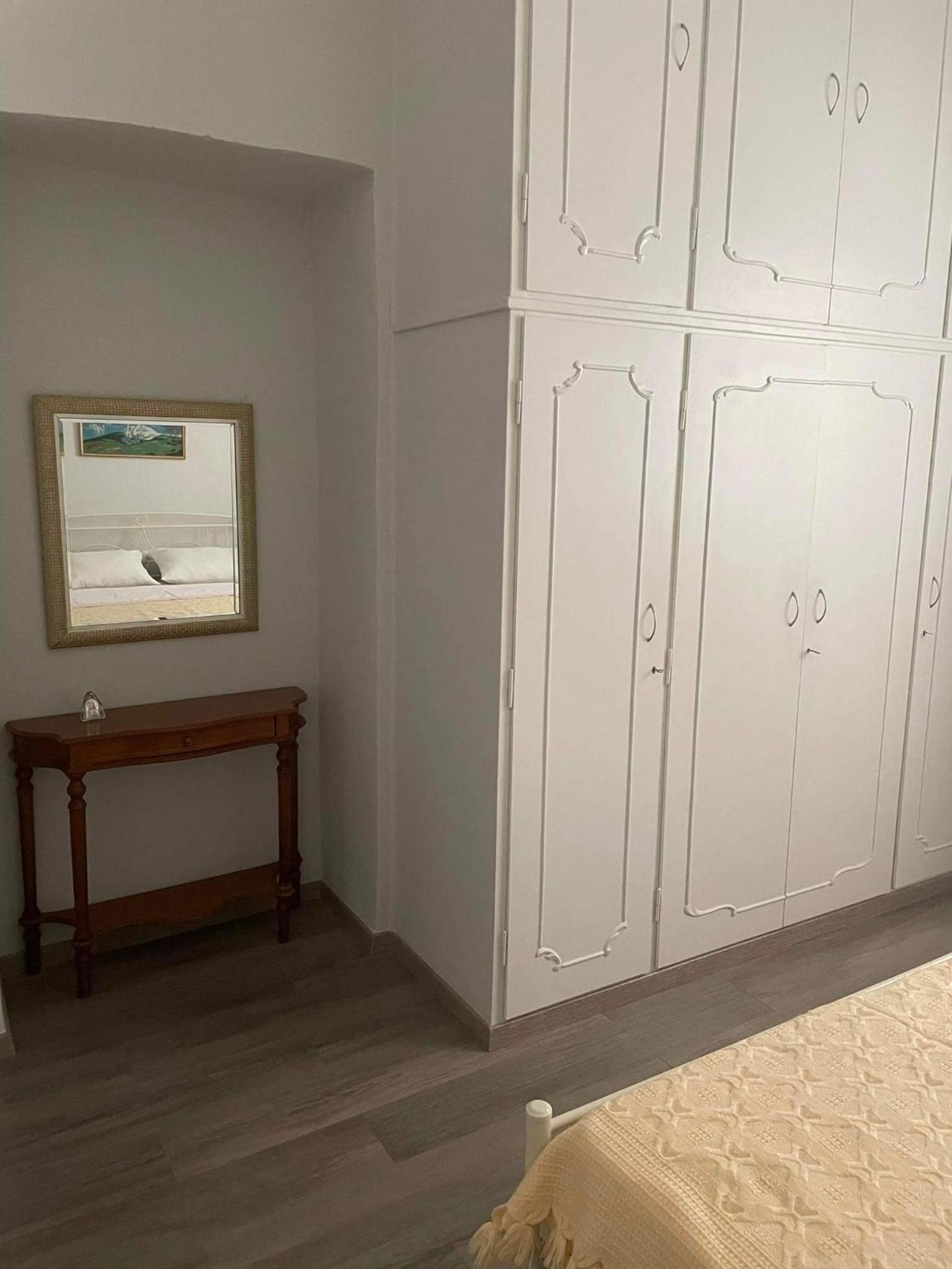 Apartment with Sea View - Photo 20