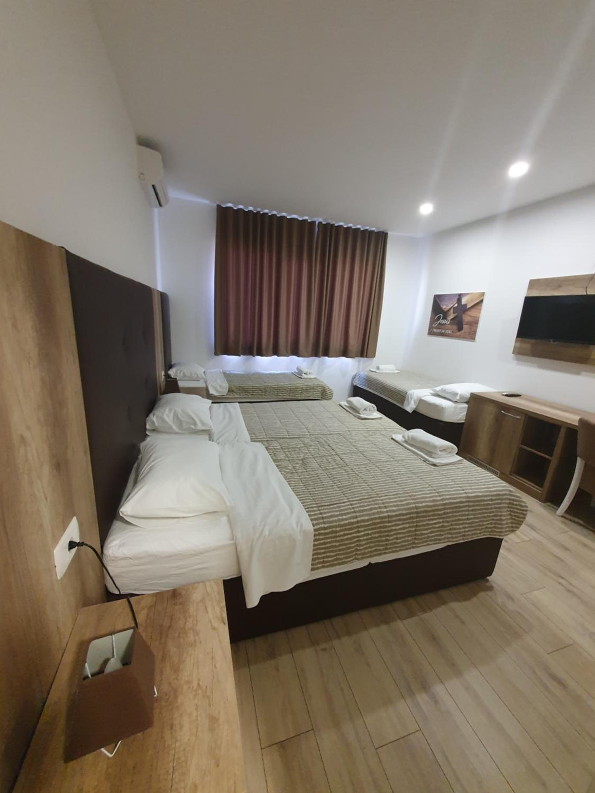 Deluxe Quadruple Room photo 1