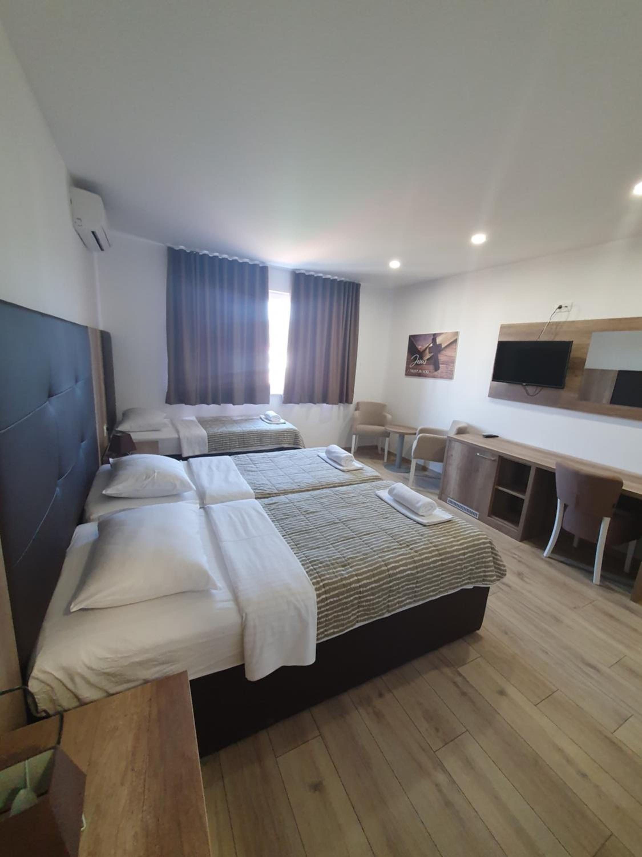 Deluxe Triple Room photo 1