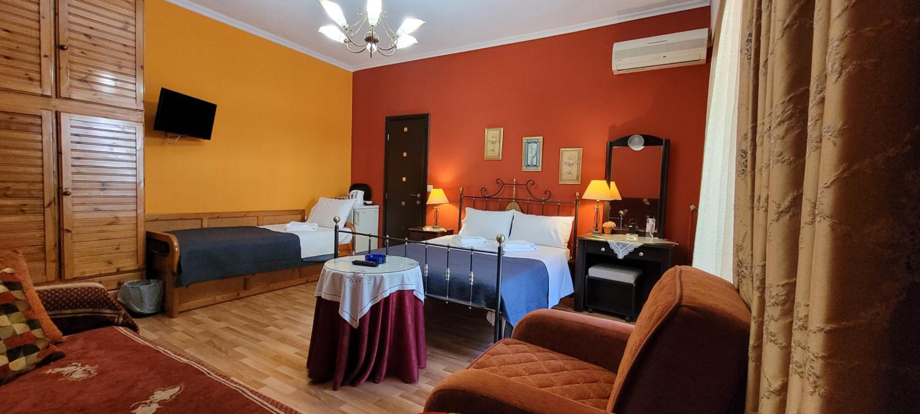 Standard Triple Room - Photo 4