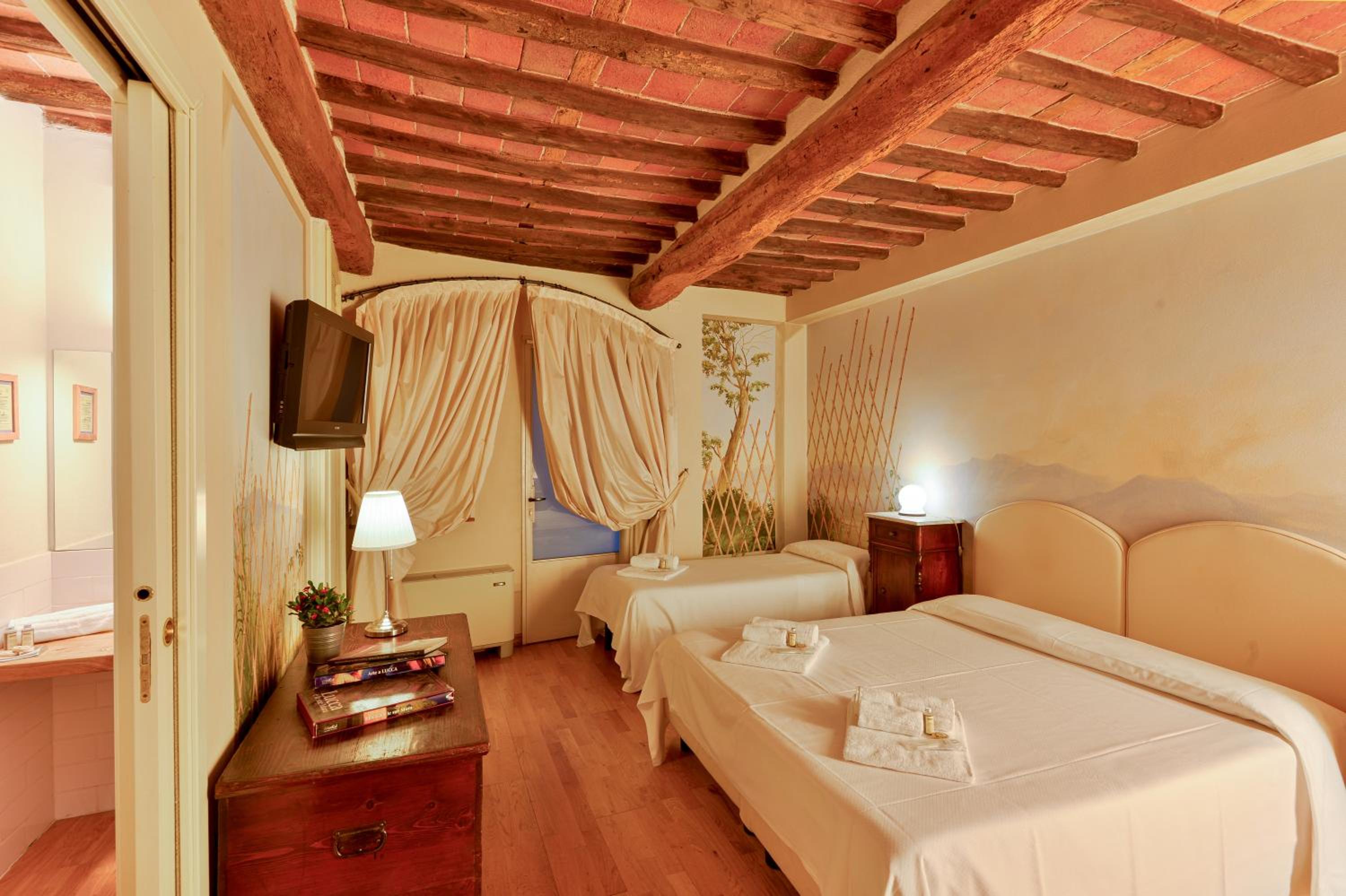 Triple Room photo 2